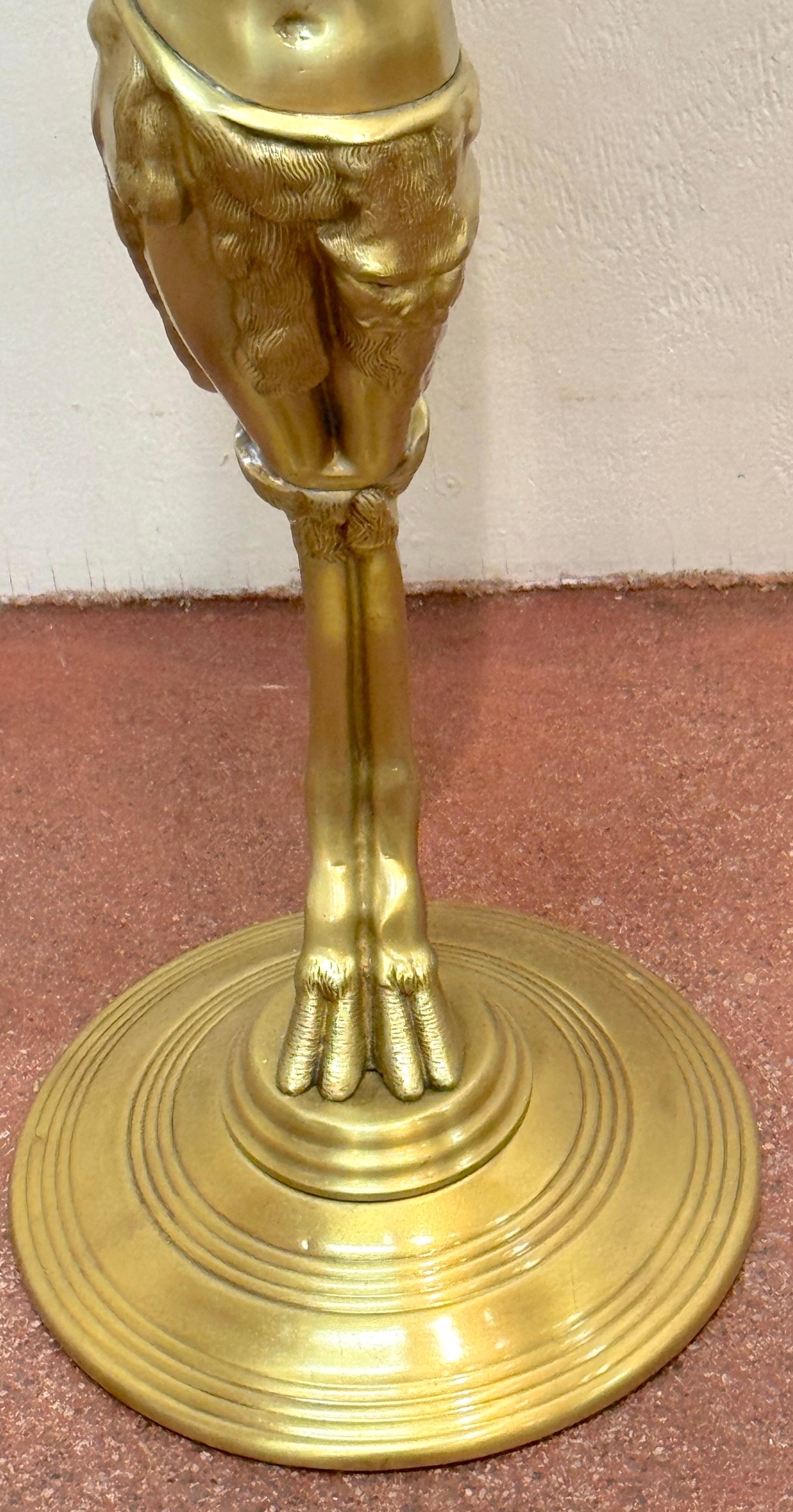 Piedistallo per cariatide della Belle Époque francese in ottone dorato e onice, CIRCA 1900 In condizioni buone in vendita a West Palm Beach, FL