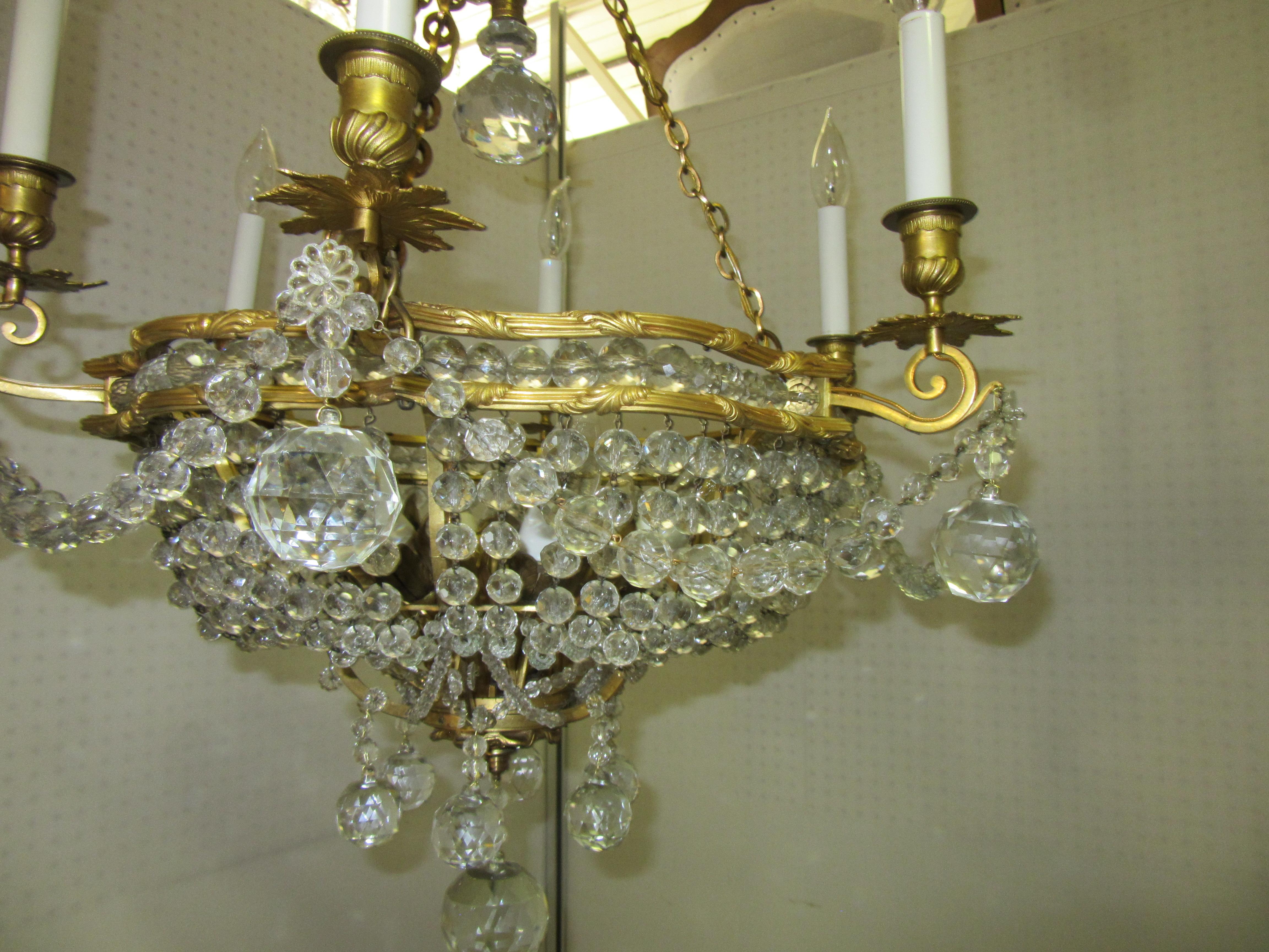 Italian French Belle Époque Gilt Bronze Chandelier with Cut Crystal Elements