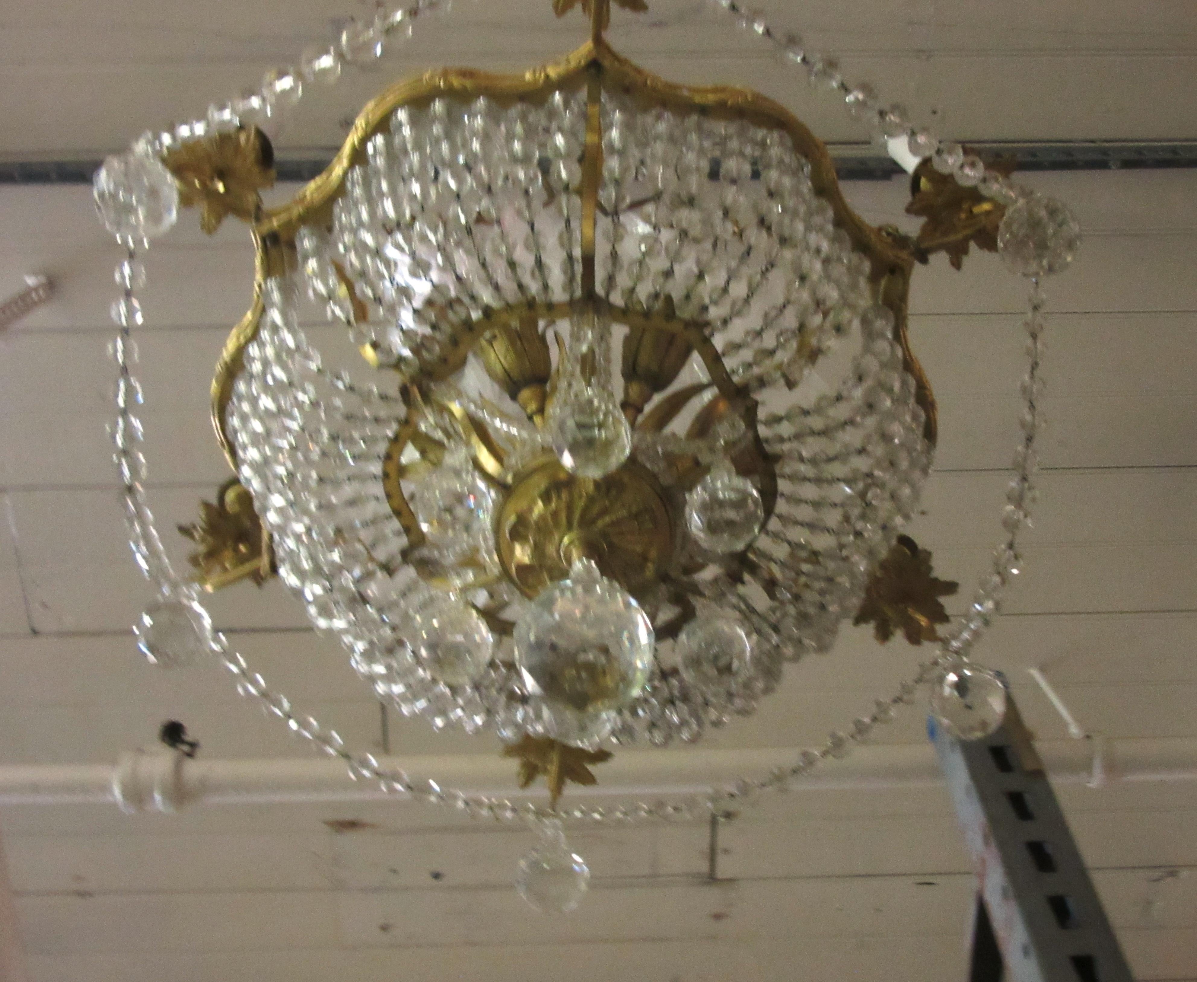 French Belle Époque Gilt Bronze Chandelier with Cut Crystal Elements 3