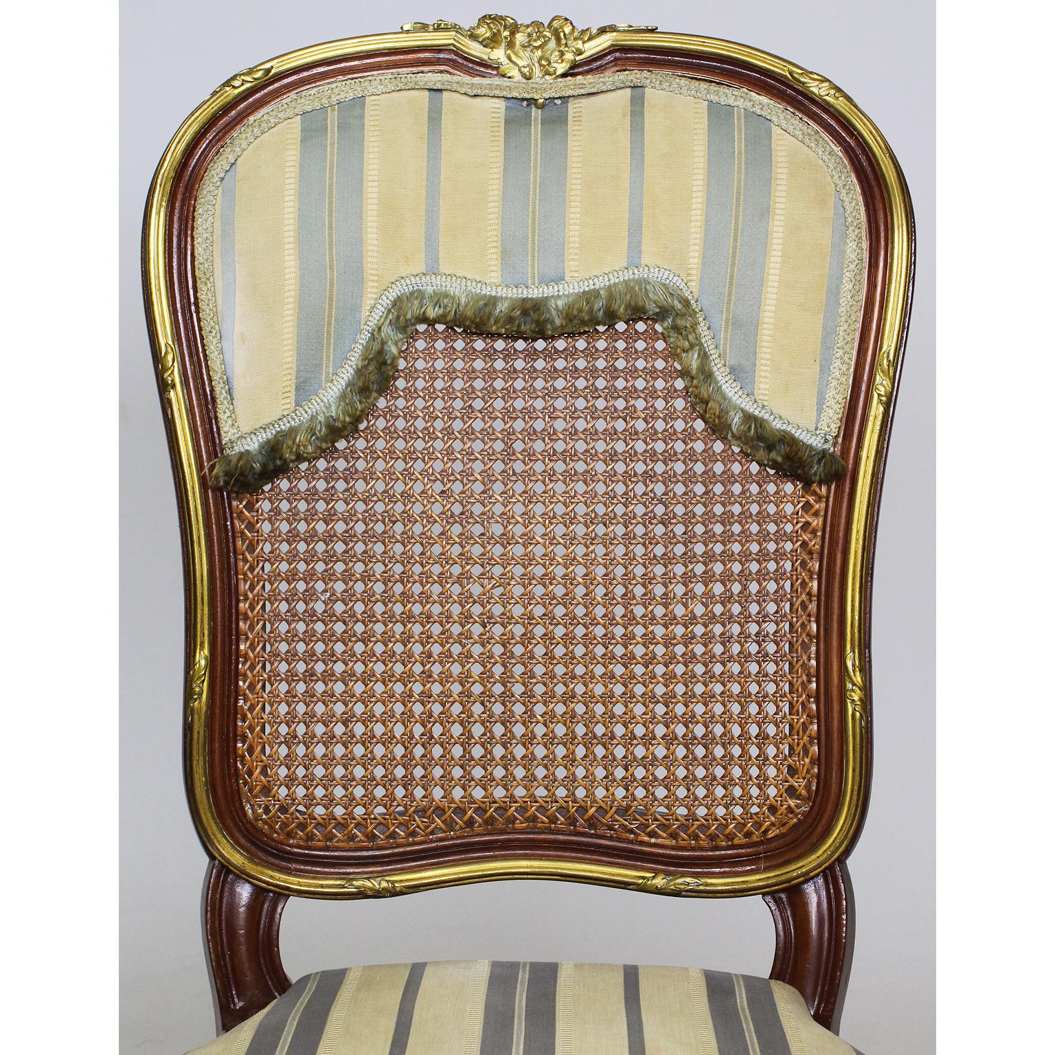 Französische Ormolu-montiert Esszimmerstühle im Stil von Louis XV aus der Belle Époque im Angebot 7