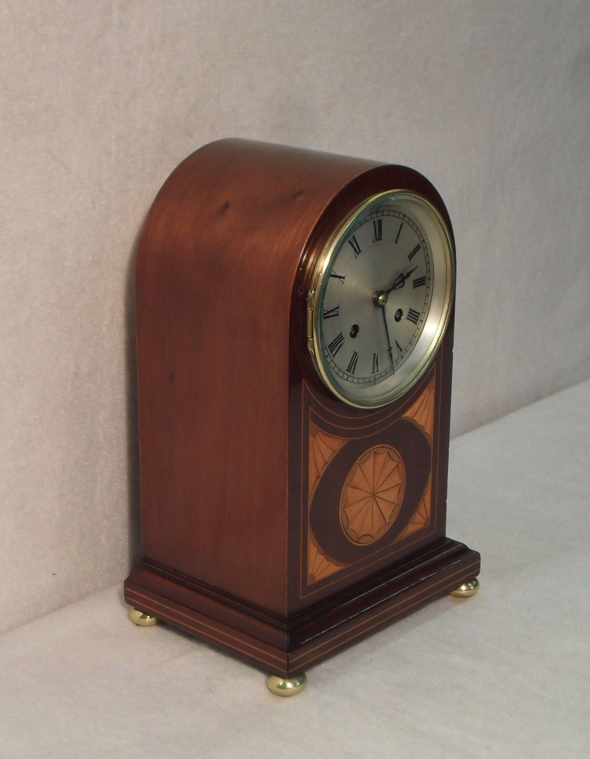 Belle Époque French Belle Epoque Mahogany and Satinwood Inlaid Mantel Clock