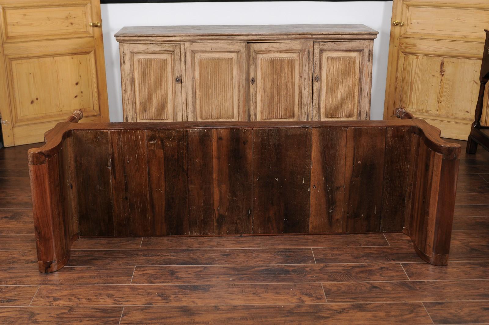 French Belle Époque Oak Backless Bench with Out-Scrolling Arms and Turned Legs 7