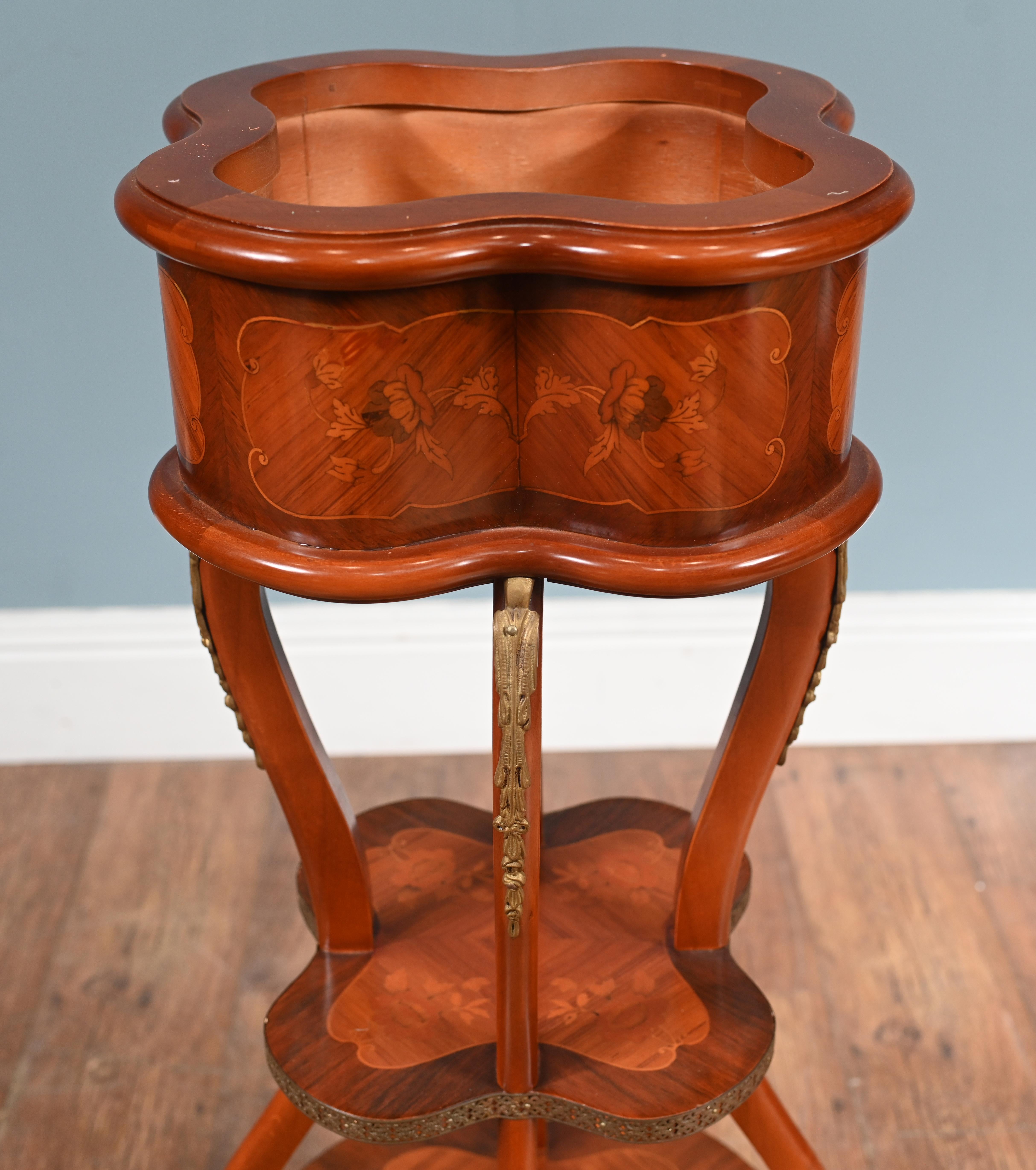 French Belle Epoque Planter Stand Jardiniere For Sale 2