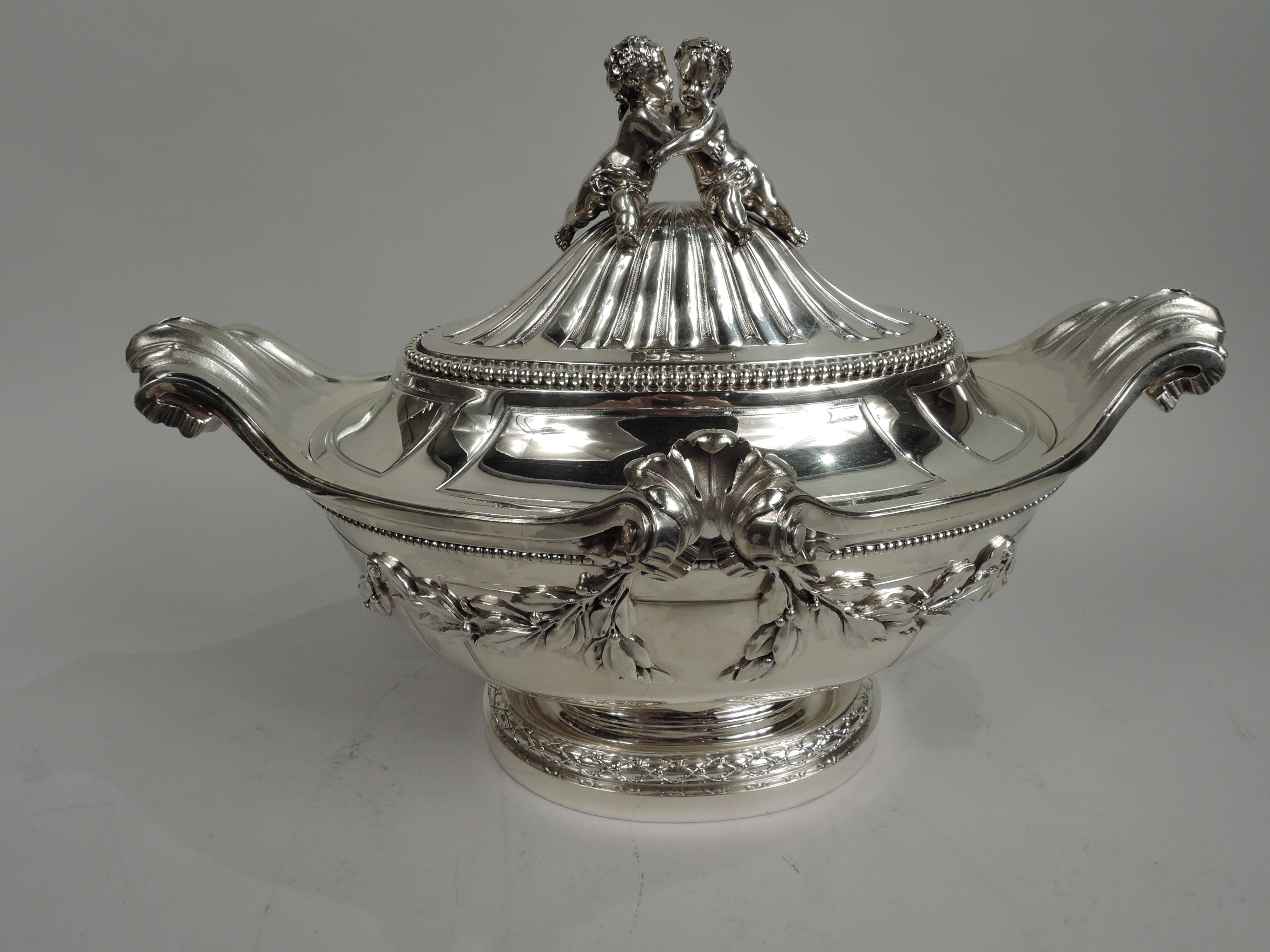 Belle Époque French Belle Epoque Rococo Soup Tureen on Stand by Tetard For Sale