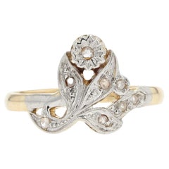 Bague fleur en or jaune et blanc 18 carats avec diamants taillés en rose de la Belle Epoque française