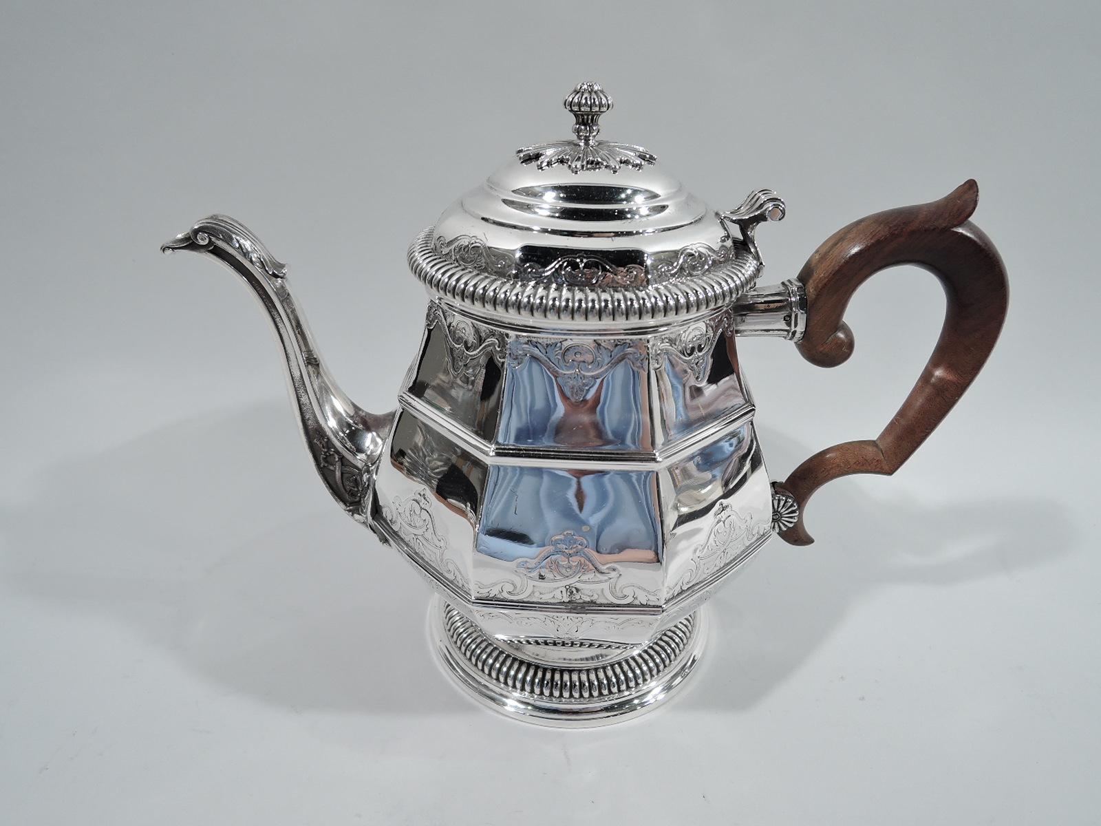 French Belle Époque Silver Coffee & Tea Set by Puiforcat for Tiffany In Excellent Condition In New York, NY