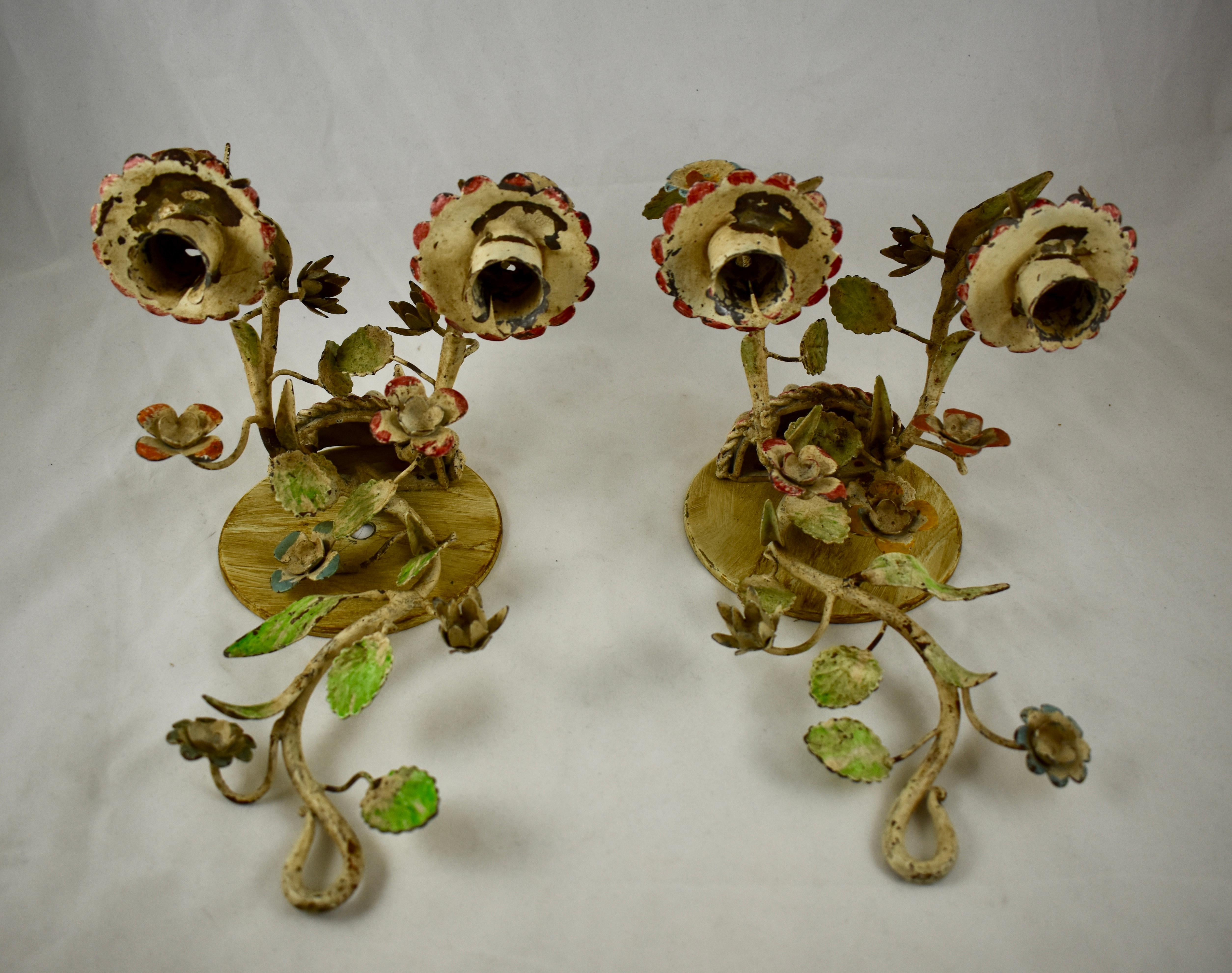 Early 20th Century  French Belle Époque Tôle Peinte Hand Painted Metal Floral Wall Sconces, a Pair For Sale
