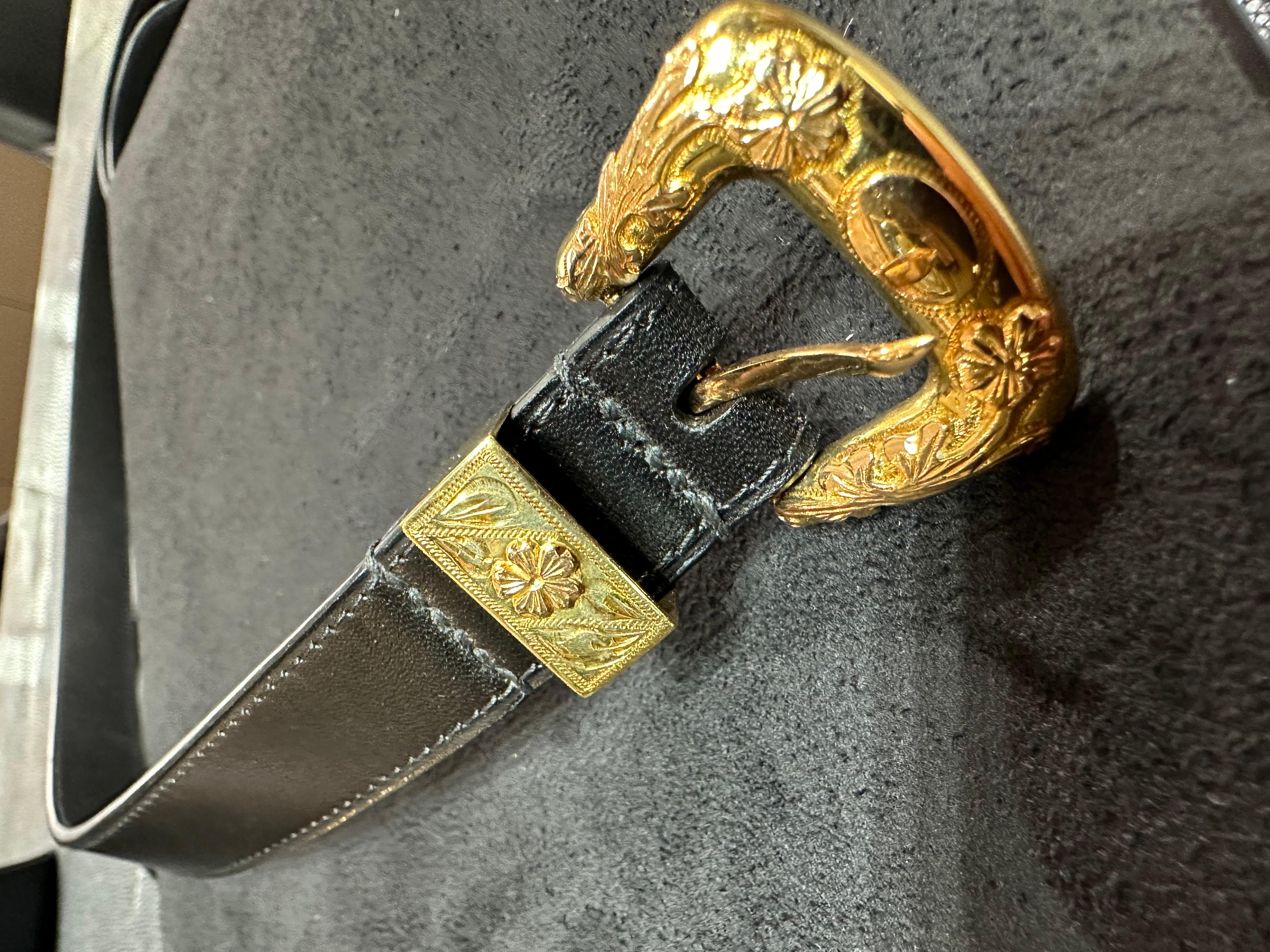 Gürtelschnalle 18 Karat Gold mit Gürtelschnalle 6