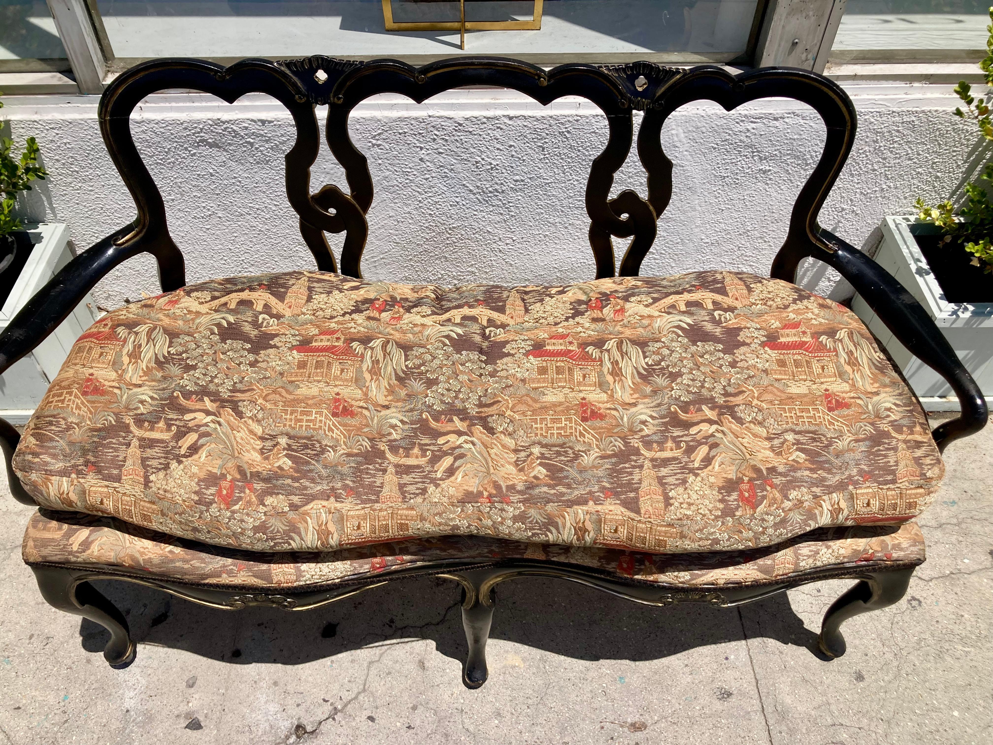 Mid-20th Century French Bench Painted Noir and Chinoiserie Upholstery For Sale