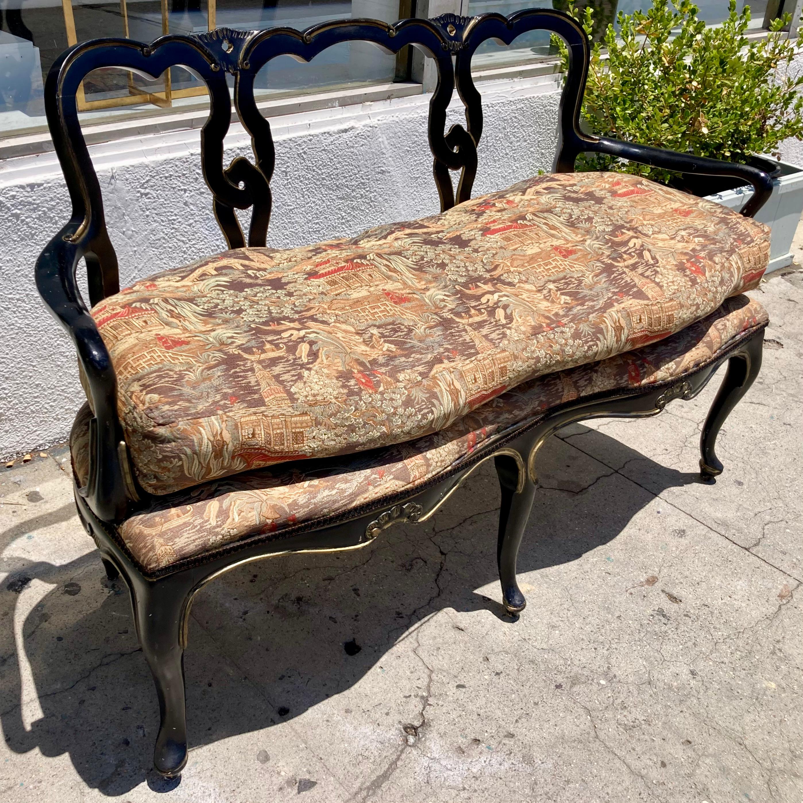French Bench Painted Noir and Chinoiserie Upholstery For Sale 1