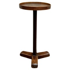 Table à vin en bois courbé