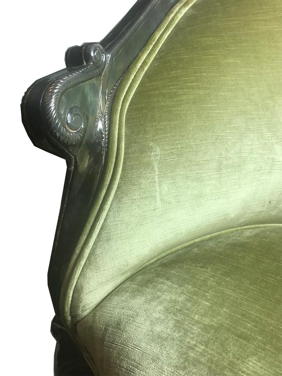 French Bergère Chair in the Style of Louis XV For Sale 4