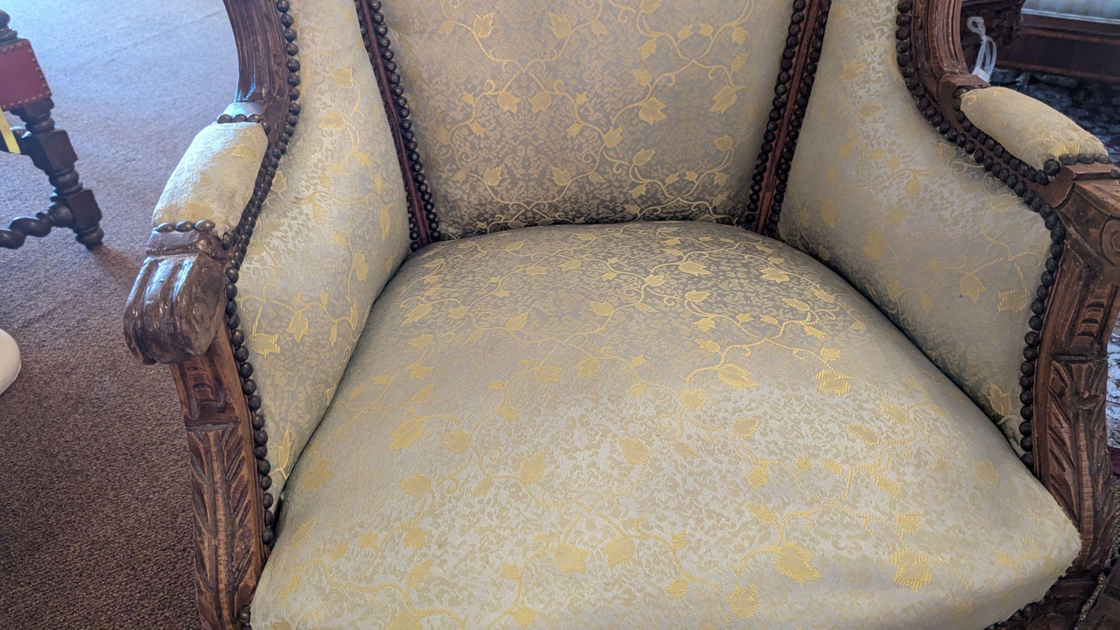 Paire de chaises bergères françaises en vente 2