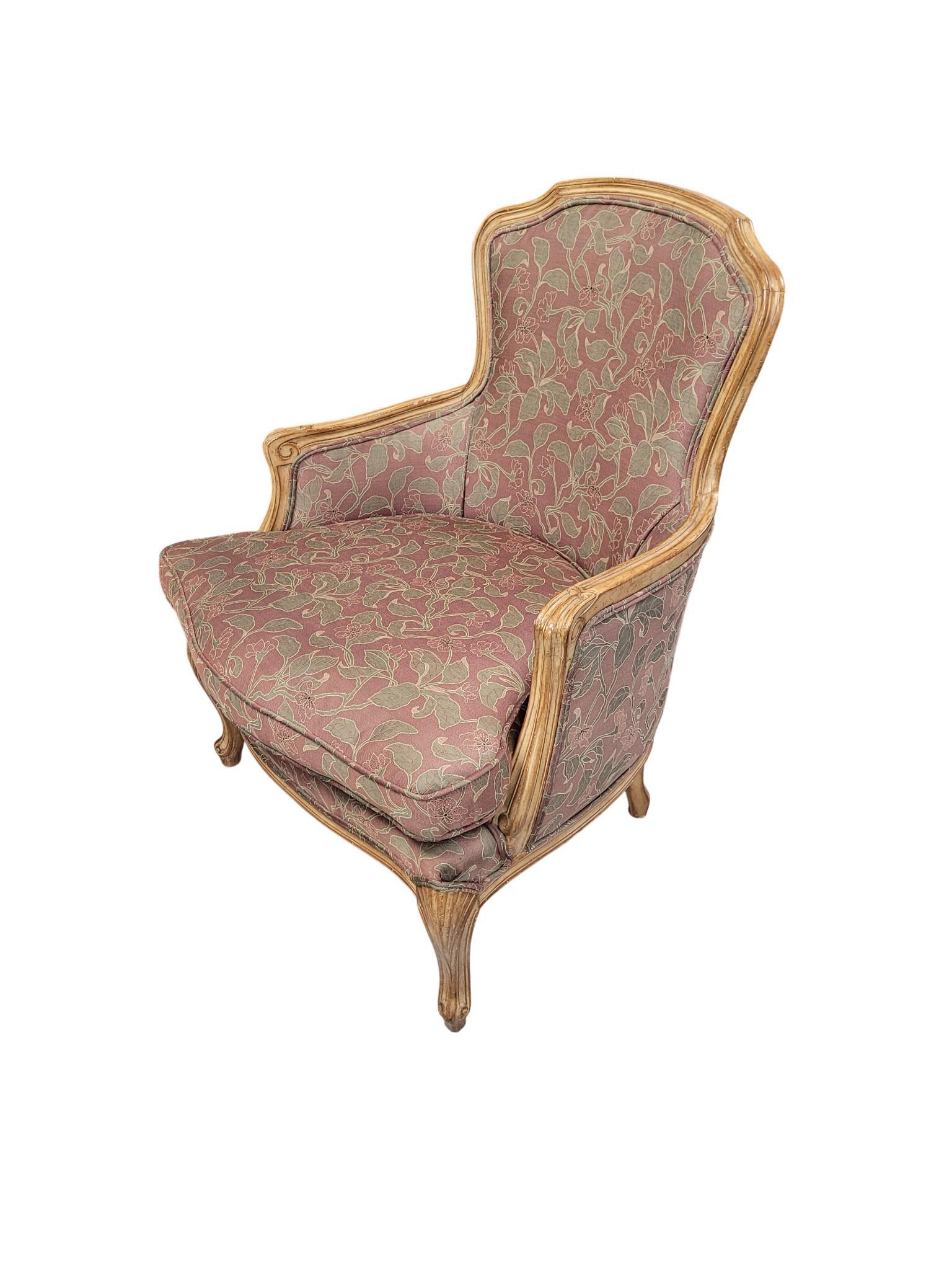 Fauteuil de style Bergère Bon état - En vente à North Palm Beach, FL