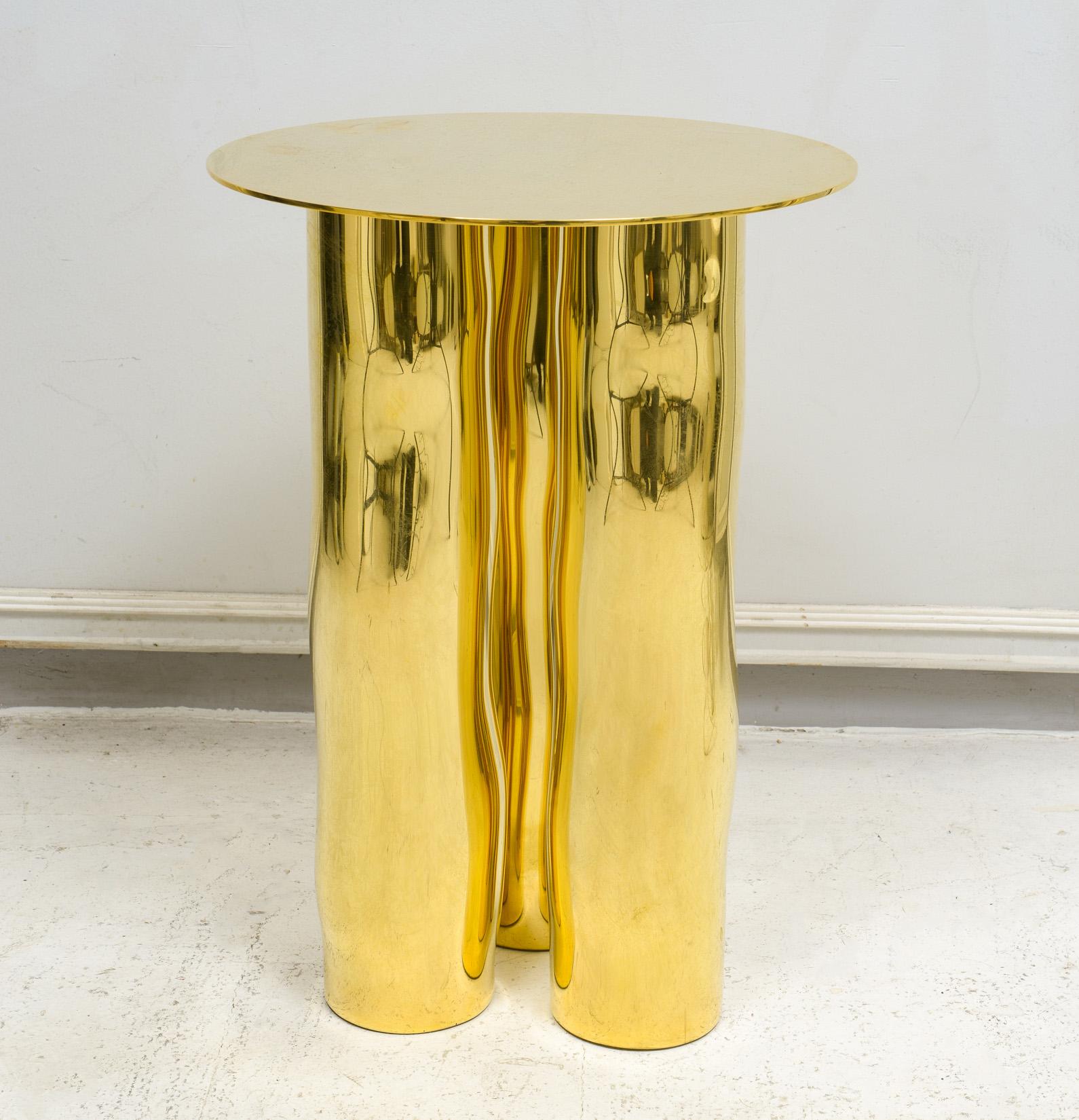 Ottone Lampada da tavolo Mino in ottone scultoreo francese Bespoke in vendita