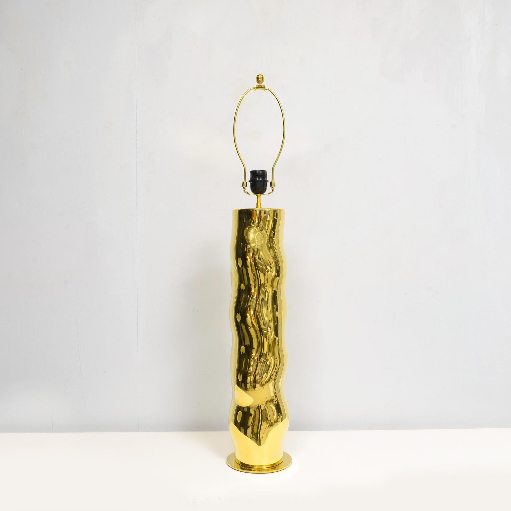XXI secolo e contemporaneo Lampada da tavolo scultorea in ottone francese Bespoke Totem in vendita