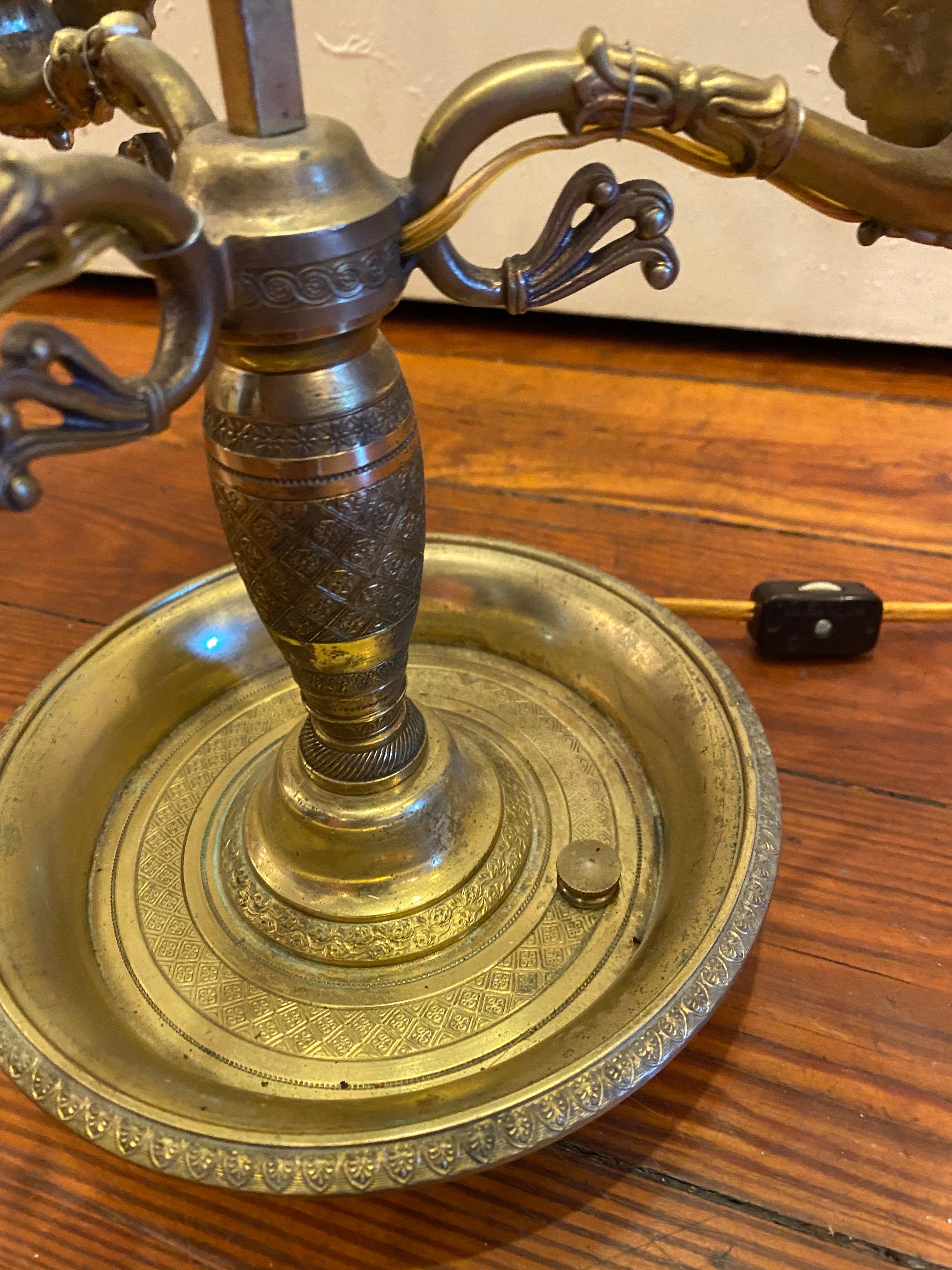 French Biotte Lamp In Good Condition For Sale In Natchez, MS
