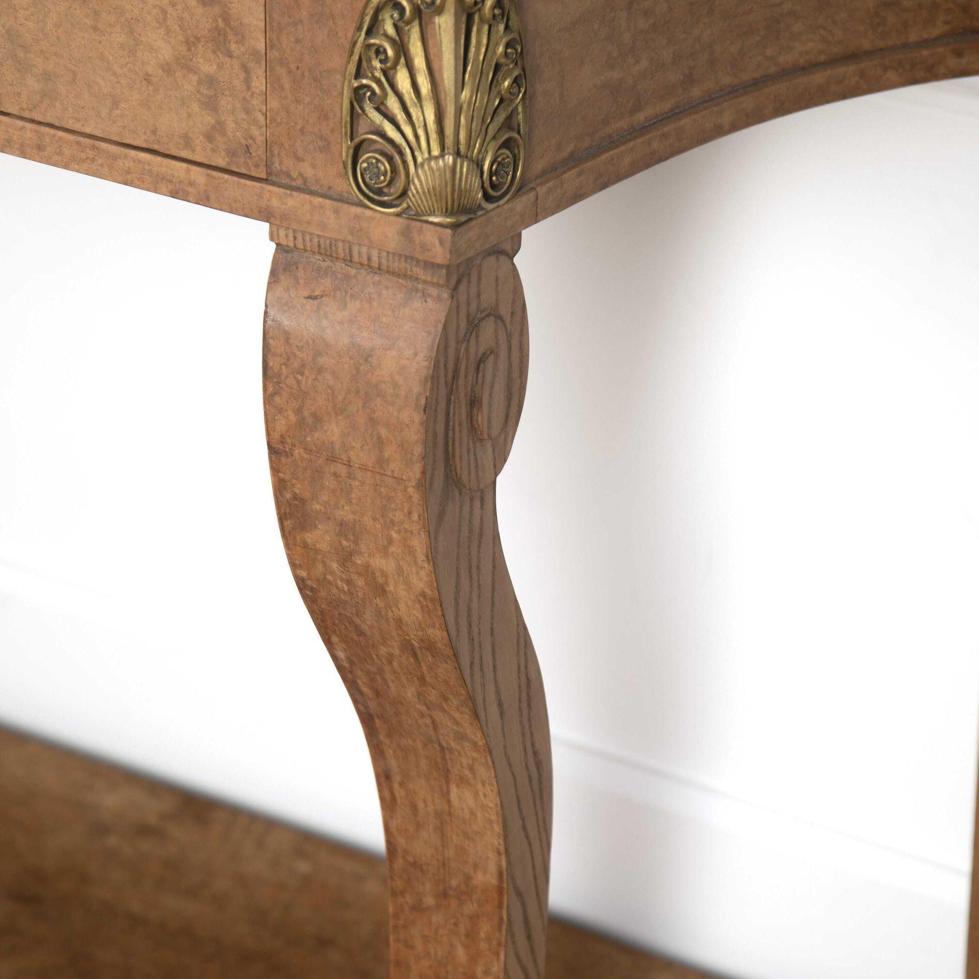 French Bird's-Eye Maple Console Table In Good Condition For Sale In Gloucestershire, GB