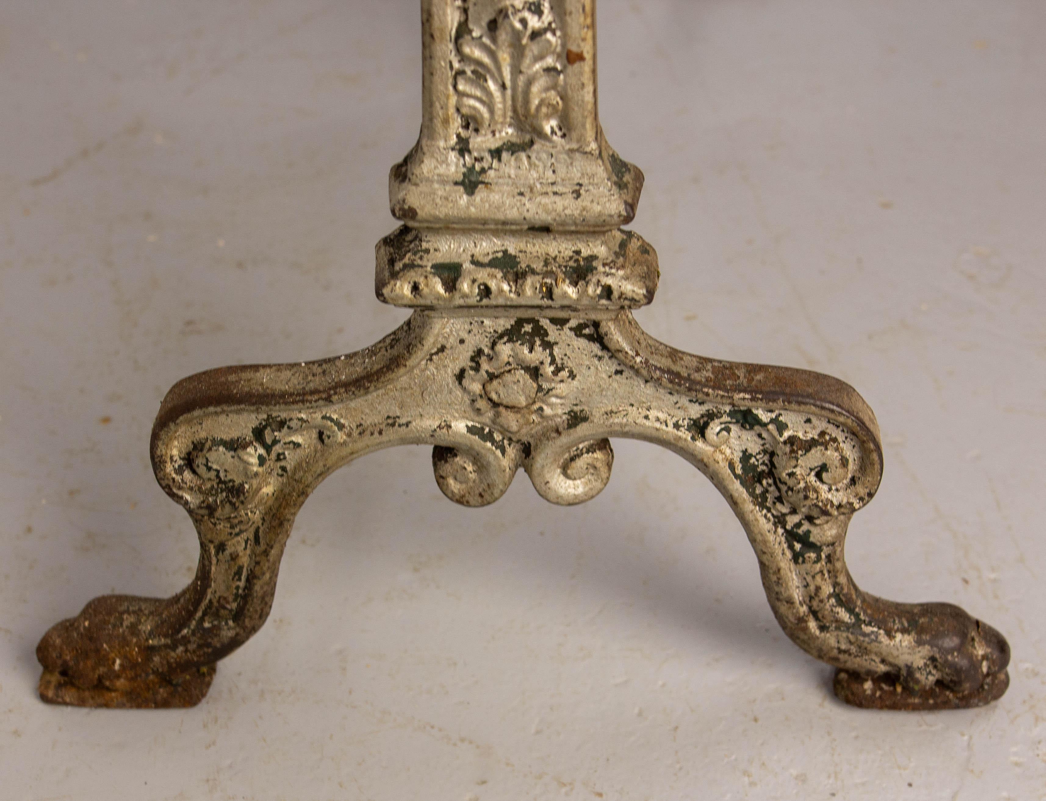 Table de bistrot française Table en fonte et plateau en marbre, vers 1900 en vente 1