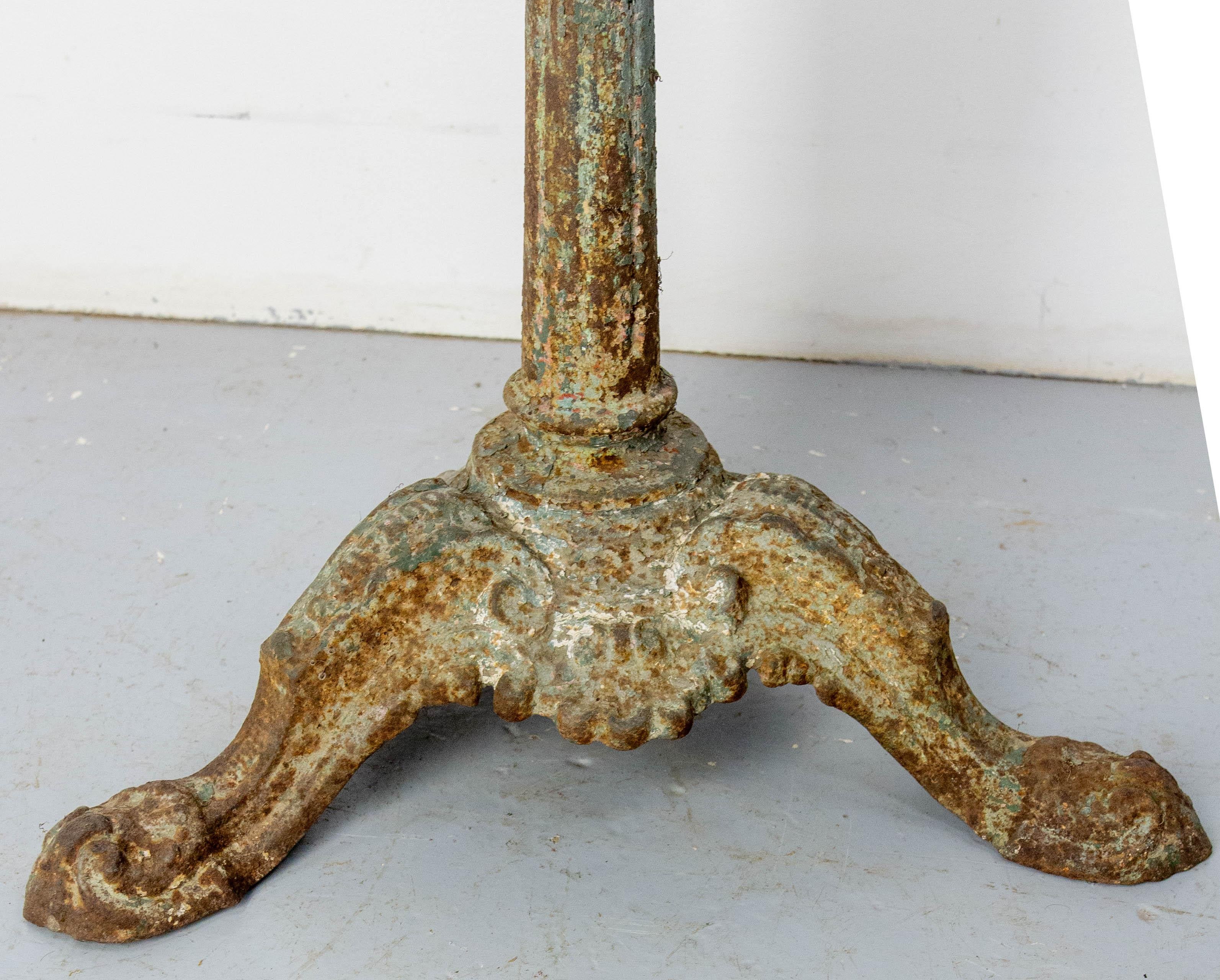 Mesa Bistro Guinguette Francesa Encimera de Terrazo y Hierro Forjado Forma de Trébol, 1900 Hierro forjado