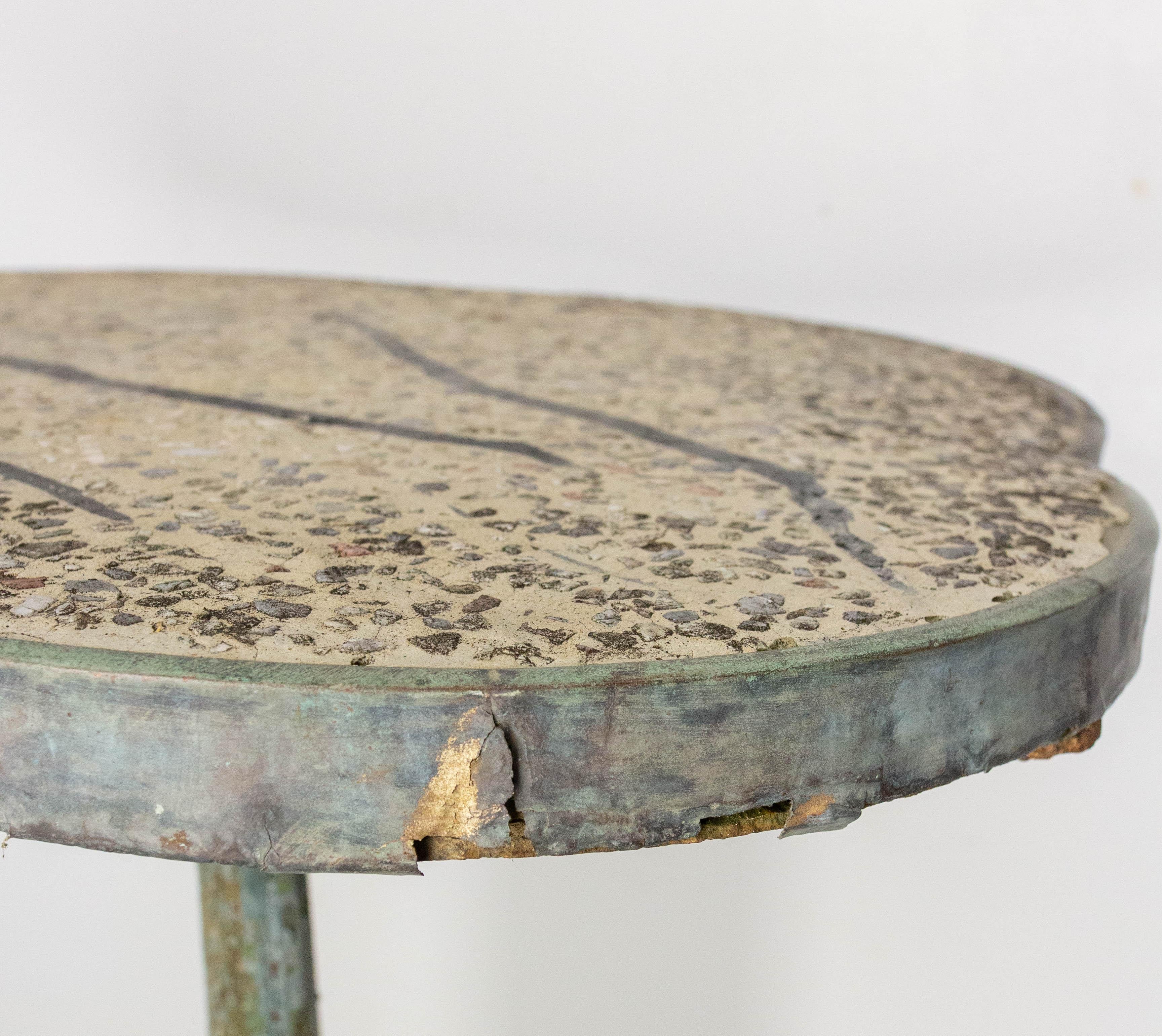 Mesa Bistro Guinguette Francesa Encimera de Terrazo y Hierro Forjado Forma de Trébol, 1900 2