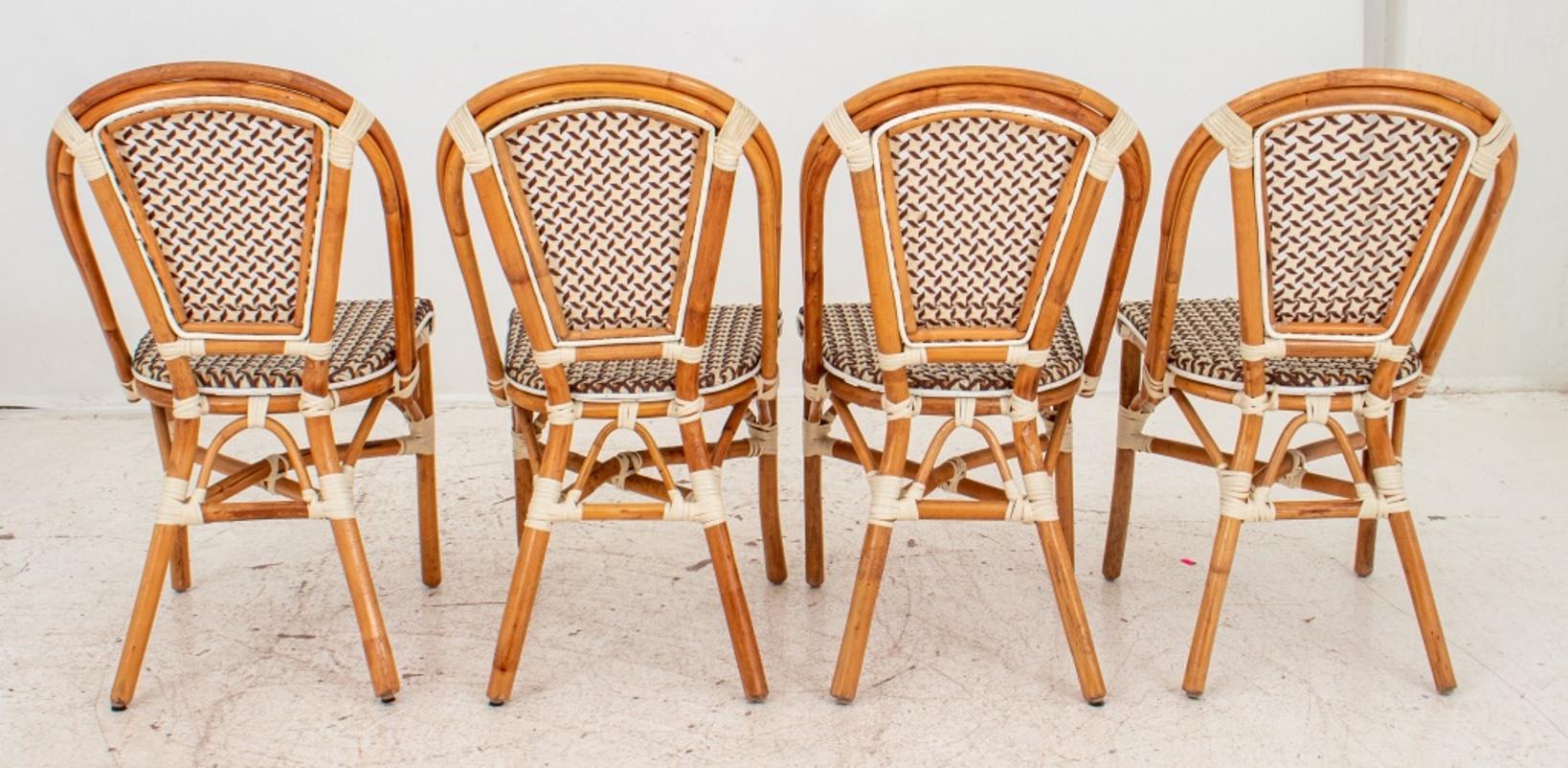 French Bistro Style Modern Bentwood Chair, Set of Four In Good Condition In New York, NY