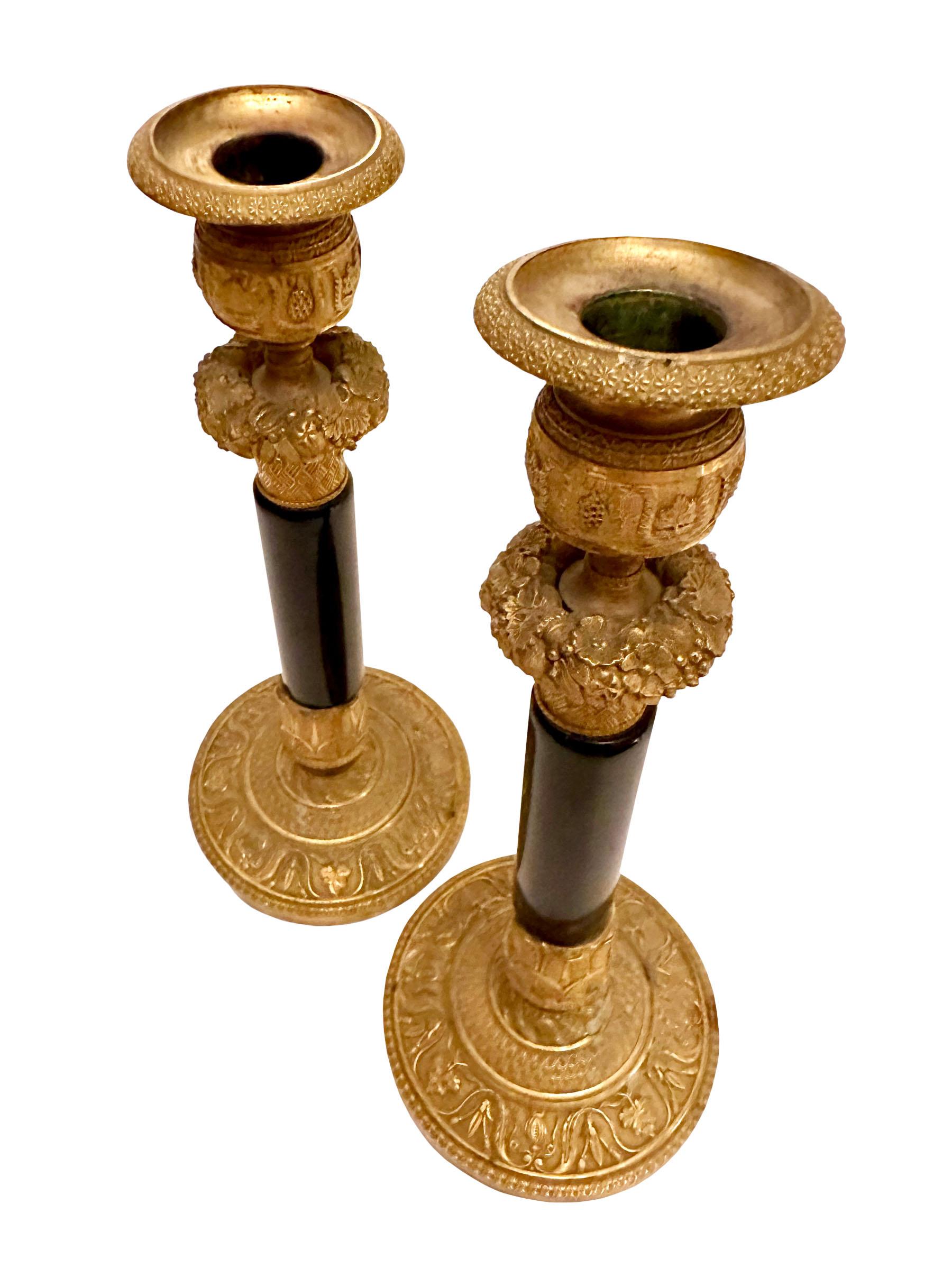 French Black and Gold Candle Holders In Good Condition For Sale In Tampa, FL