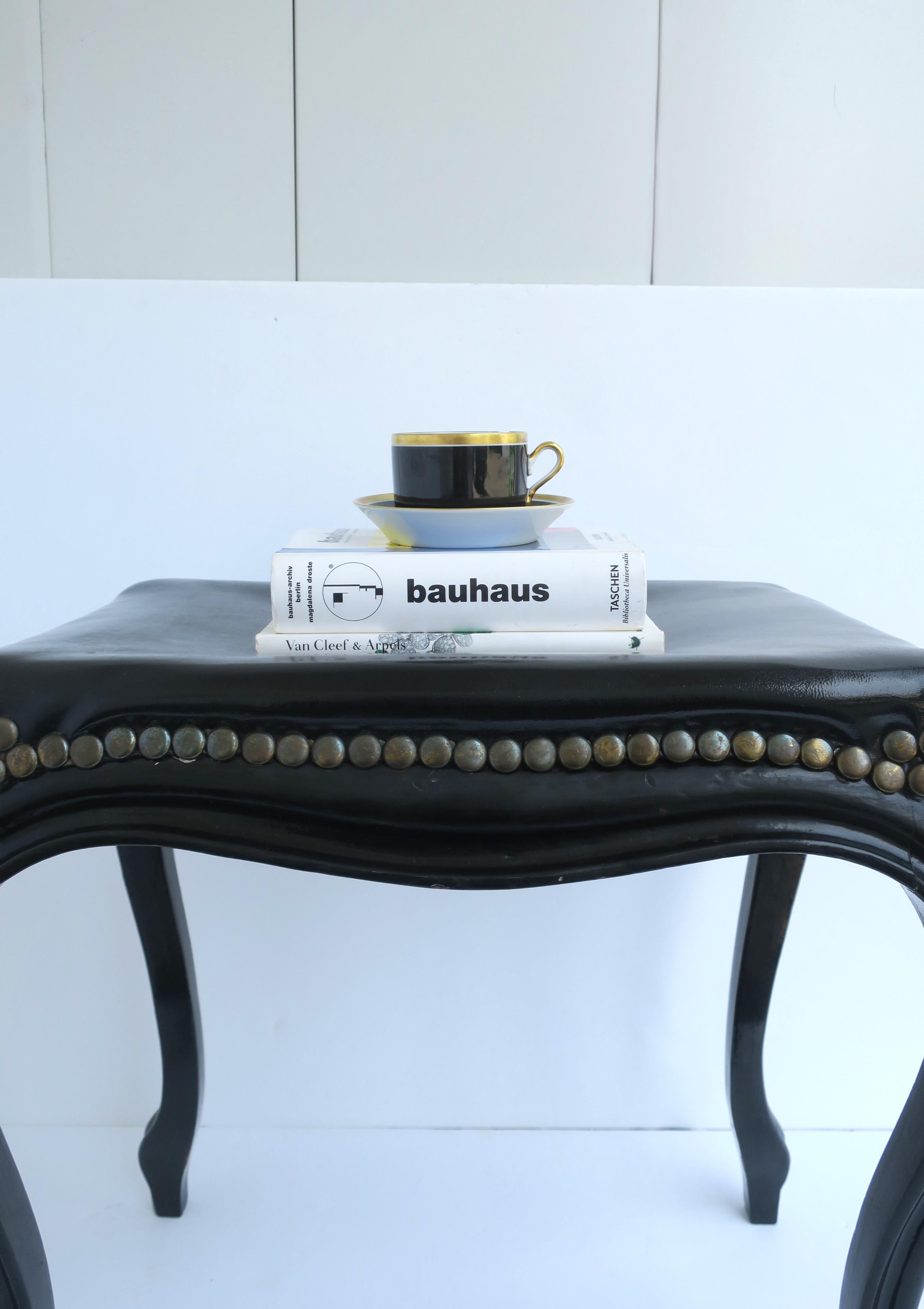 Tissu d'ameublement Banc français noir en vente