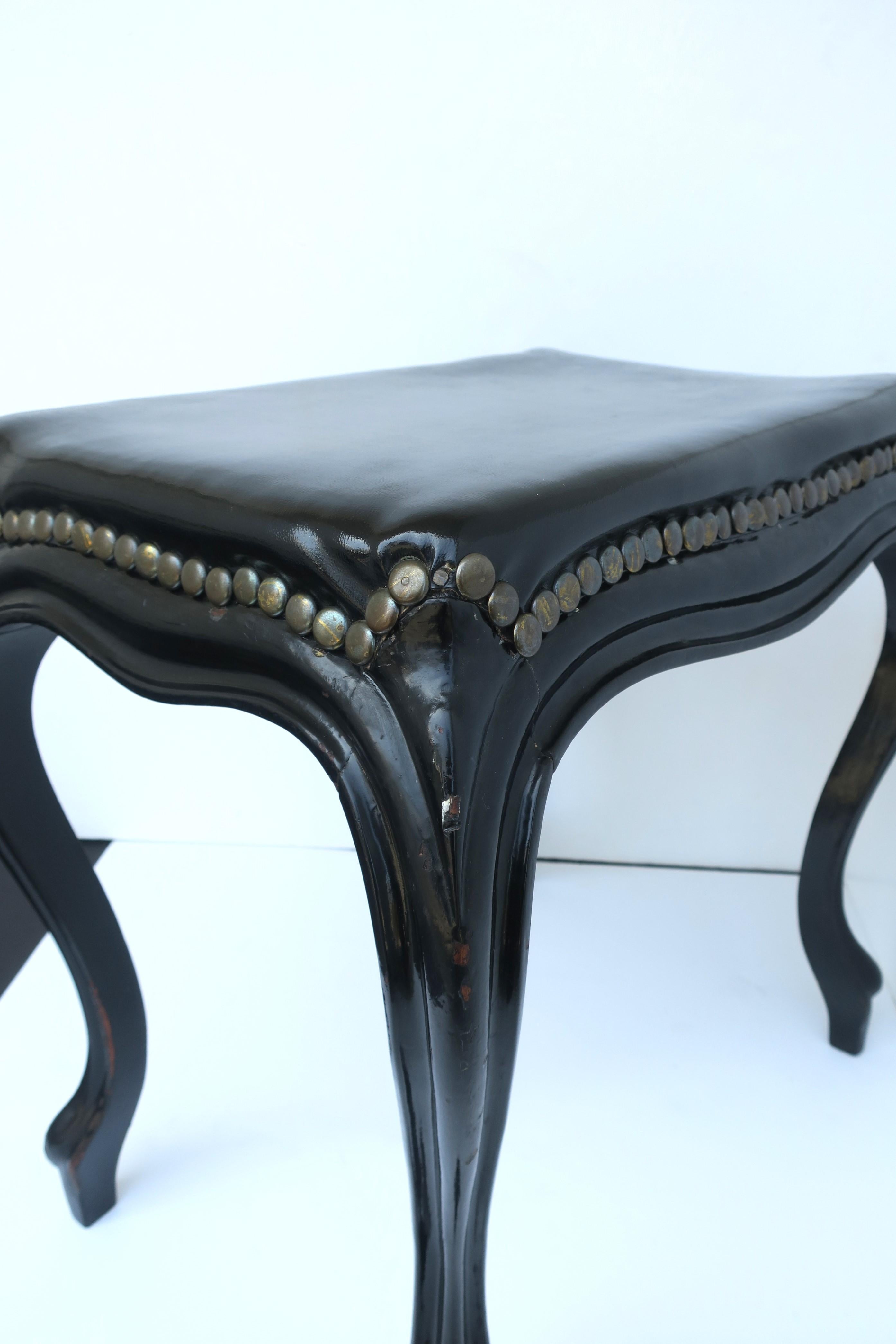 Banc français noir en vente 1