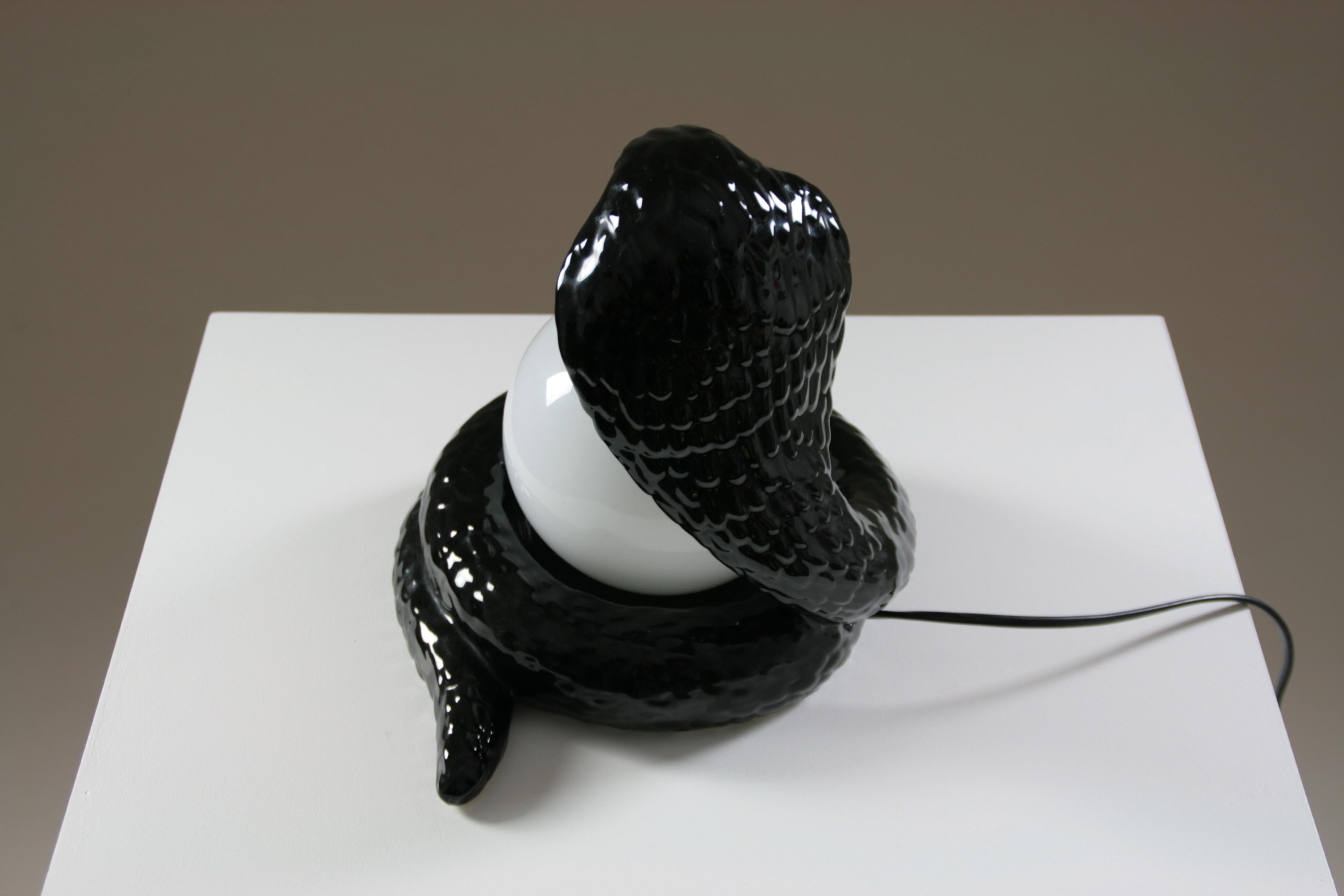 French Black Ceramic Cobra Table Lamp, 1980s For Sale 2