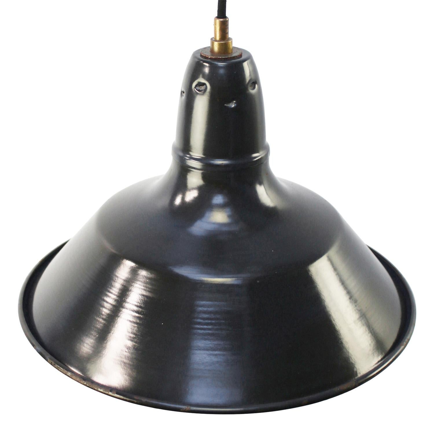 French black / blue Industrial pendant lamp.
Used in warehouses and factories in France and Belgium. 

Weight: 1.10 kg / 2.4 lb

Priced per individual item. All lamps have been made suitable by international standards for incandescent light bulbs,