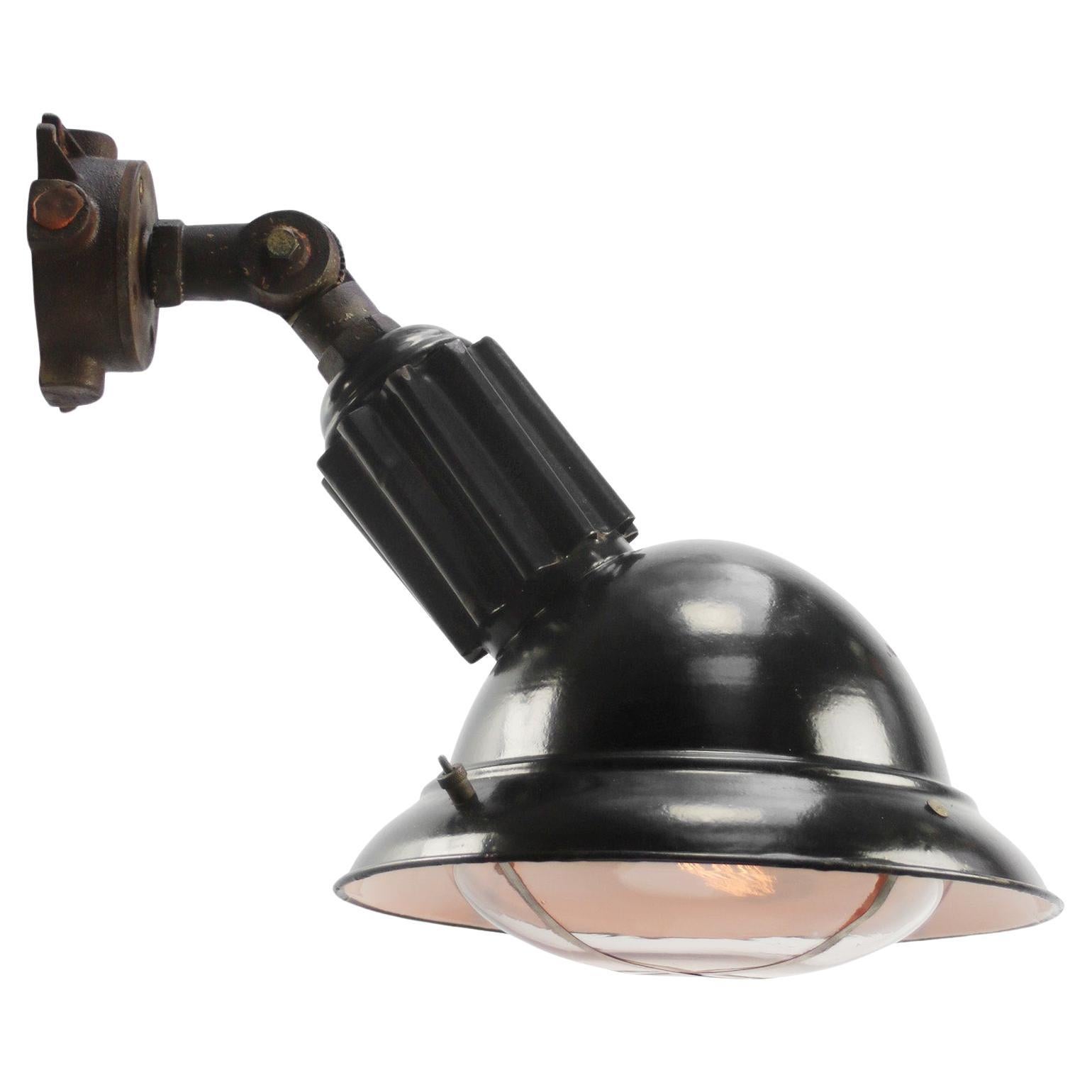 Französische schwarze Emaille Vintage Industrie-Wandleuchte aus klarem Glas im Vintage-Stil