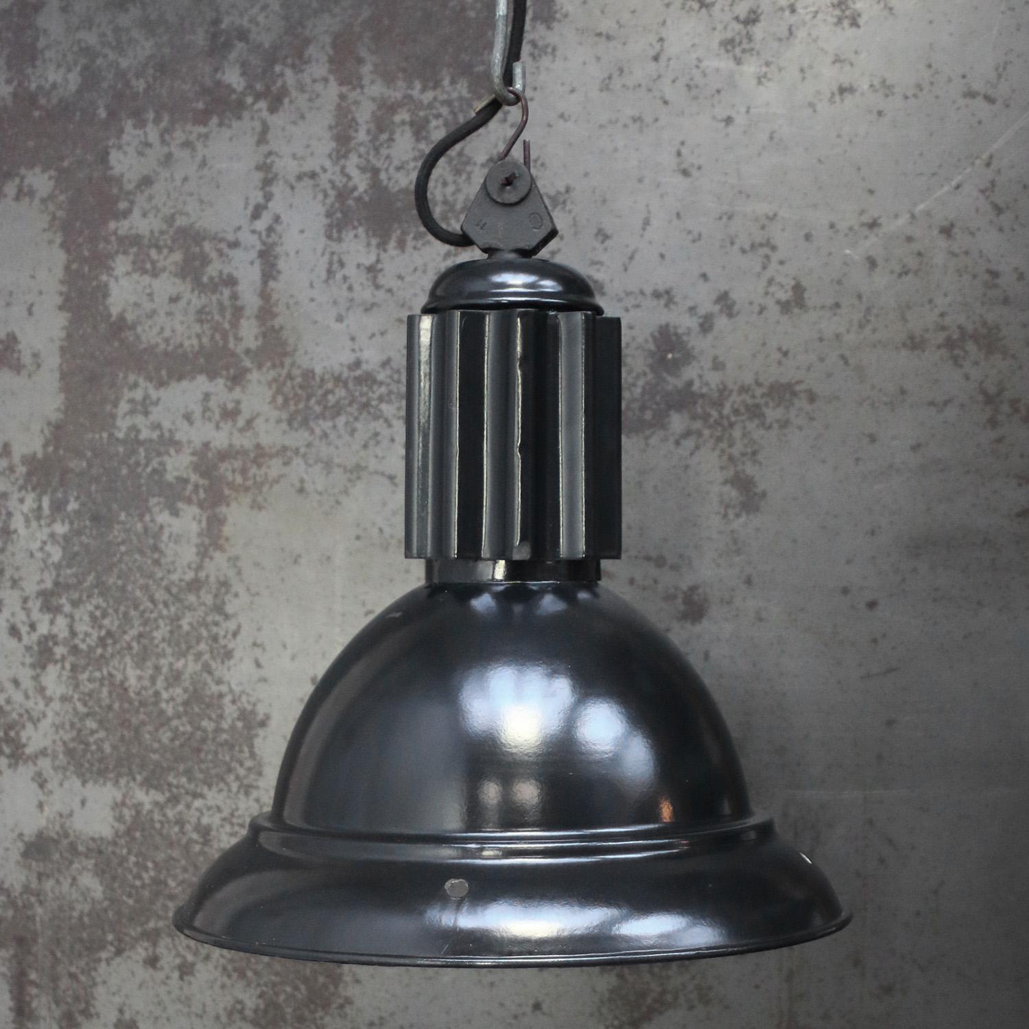 French Factory pendant light
Black enamel shade.
White inside.

Weight: 2.30 kg / 5.1 lb

Priced per individual item. All lamps have been made suitable by international standards for incandescent light bulbs, energy-efficient and LED bulbs. E26/E27