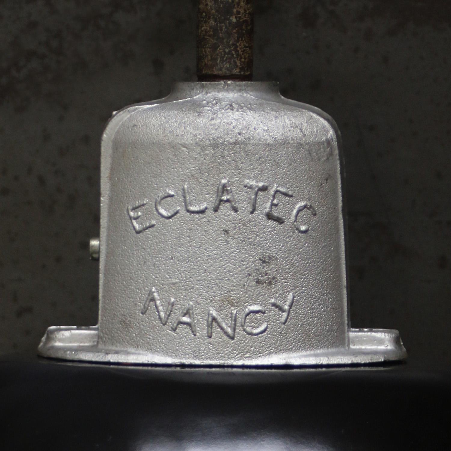 Applique d'usine industrielle vintage en émail noir français Bon état - En vente à Amsterdam, NL