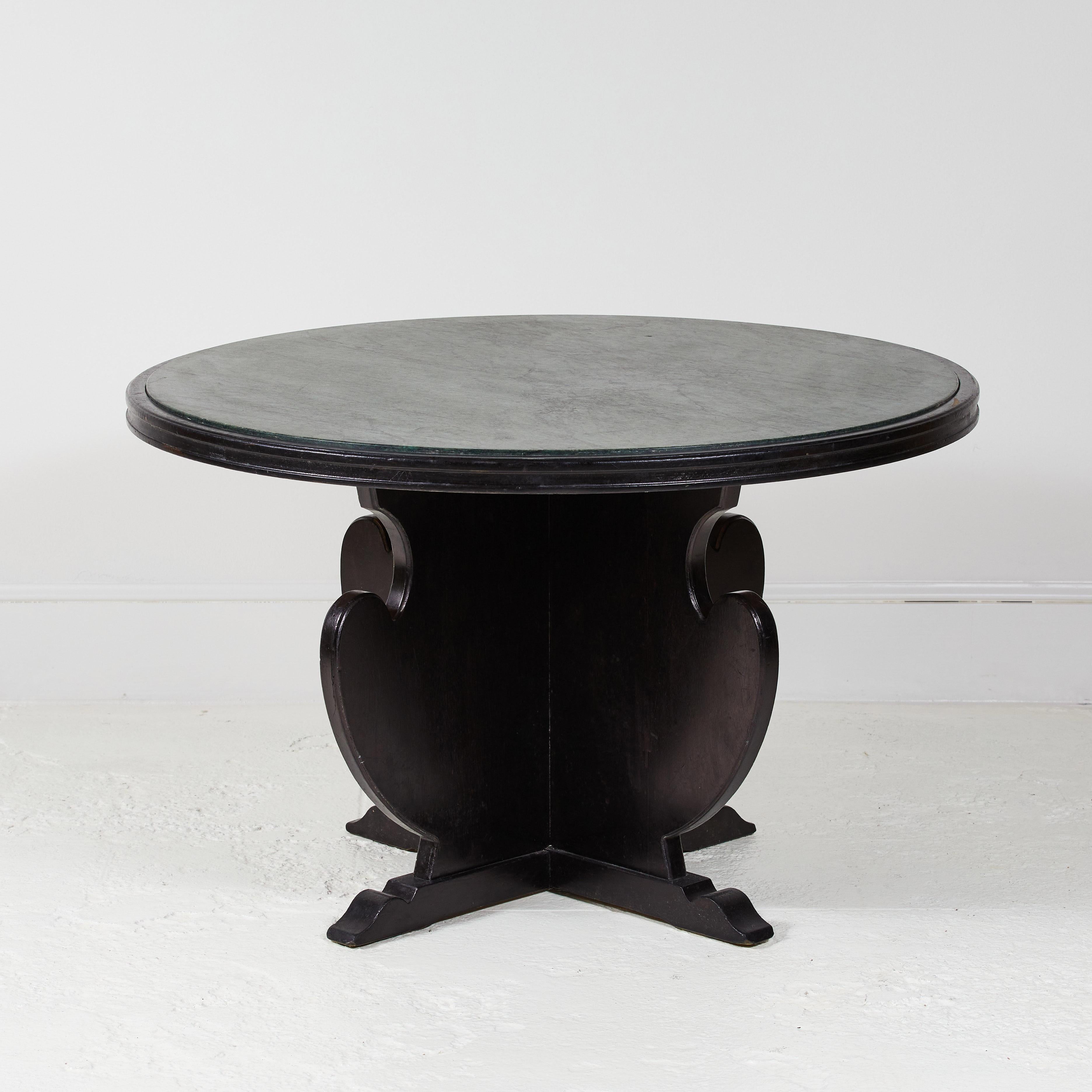 French Black Game Table with Scrolled Base and Green Marble Inlay In Good Condition In Los Angeles, CA