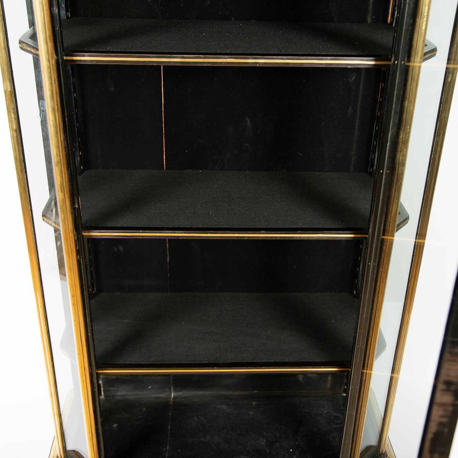French Black Lacquer and Brass Glazed Display Cabinet In Good Condition In London, GB
