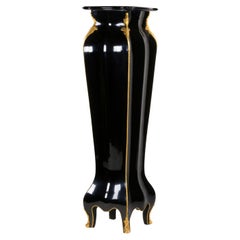 Pedestales y columnas de madera