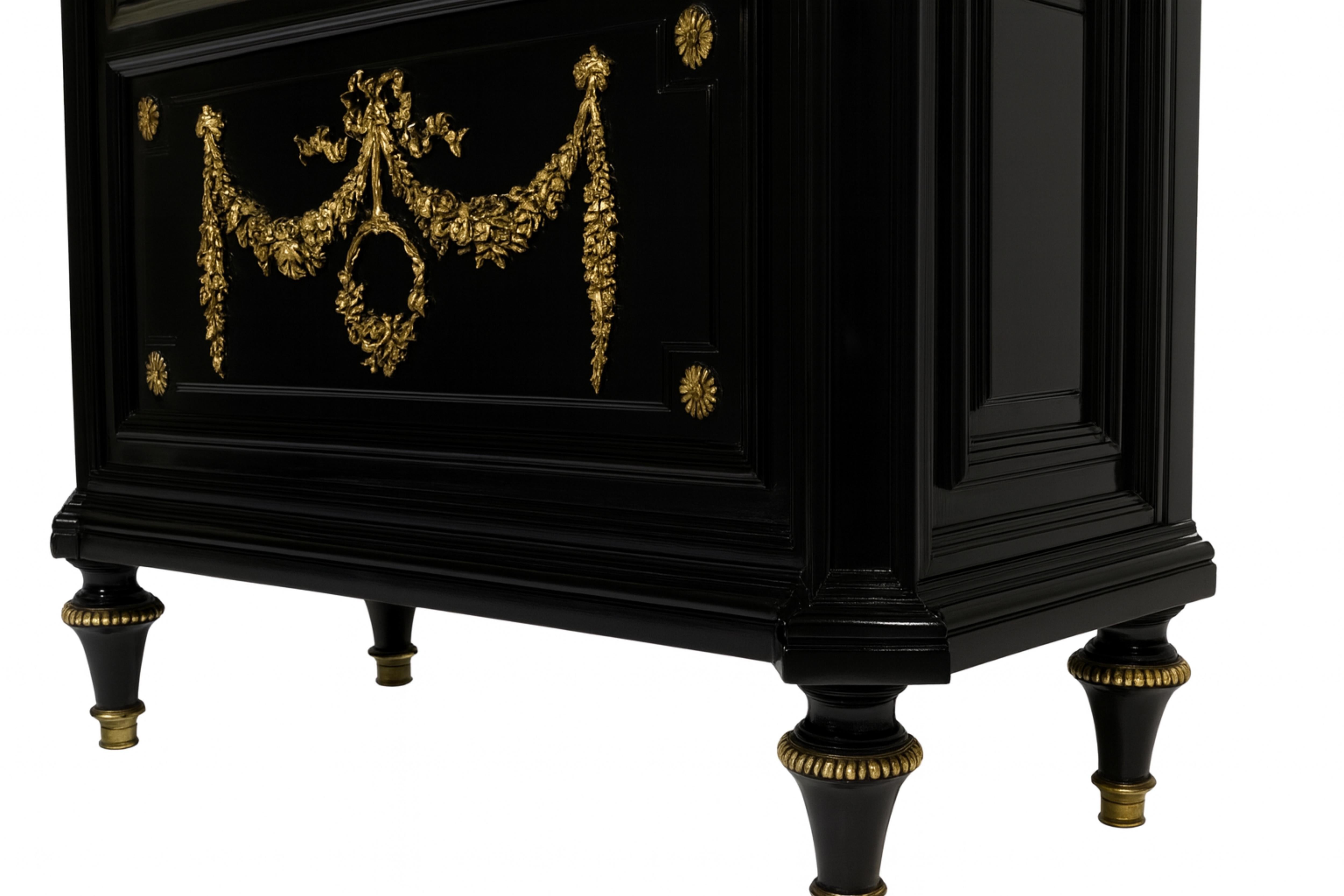 Vetrina francese in lacca nera Napoleone III XIX secolo in vendita 1