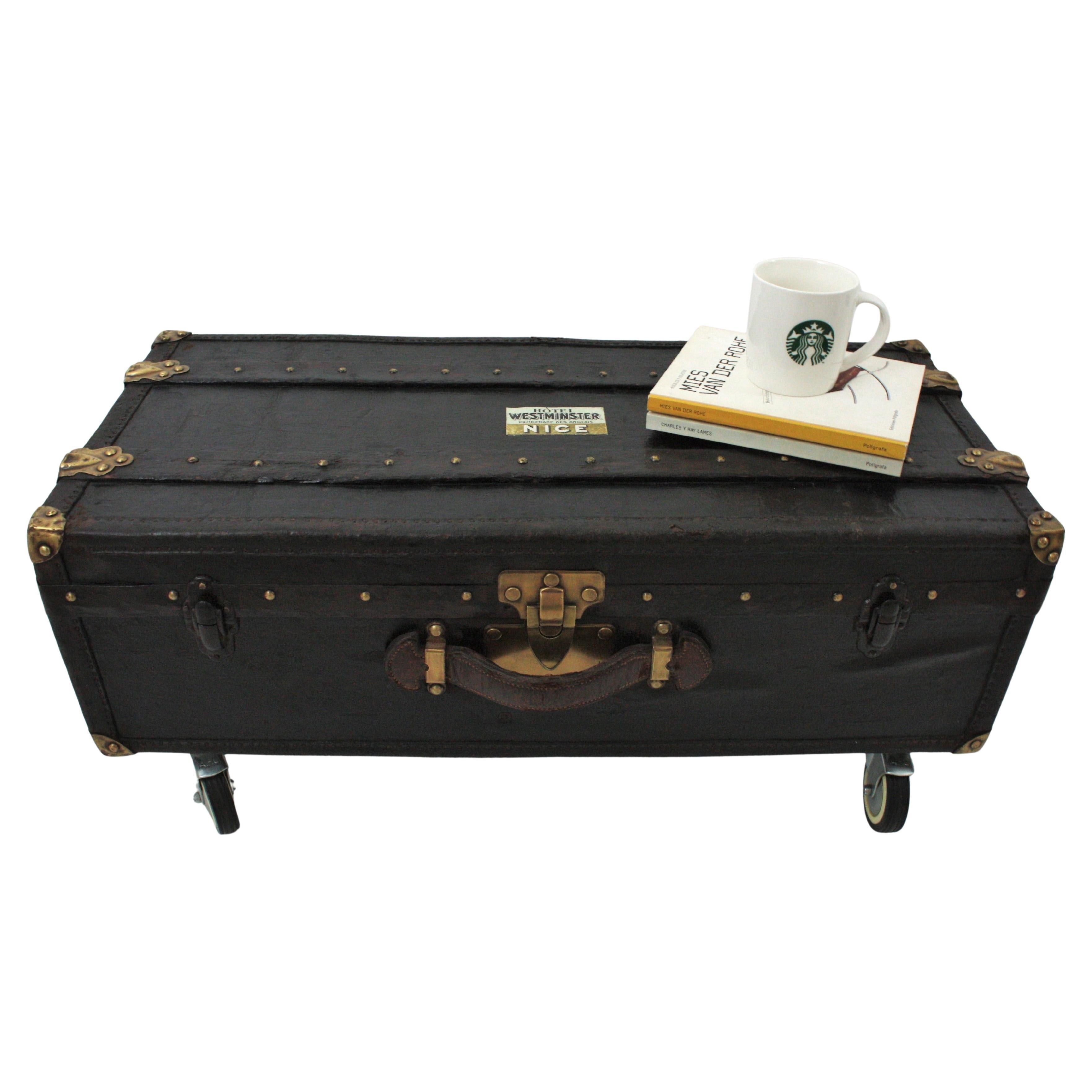 Französischer schwarzer Reisekoffer Couchtisch aus Canvas, Leder und Holz (Art déco) im Angebot