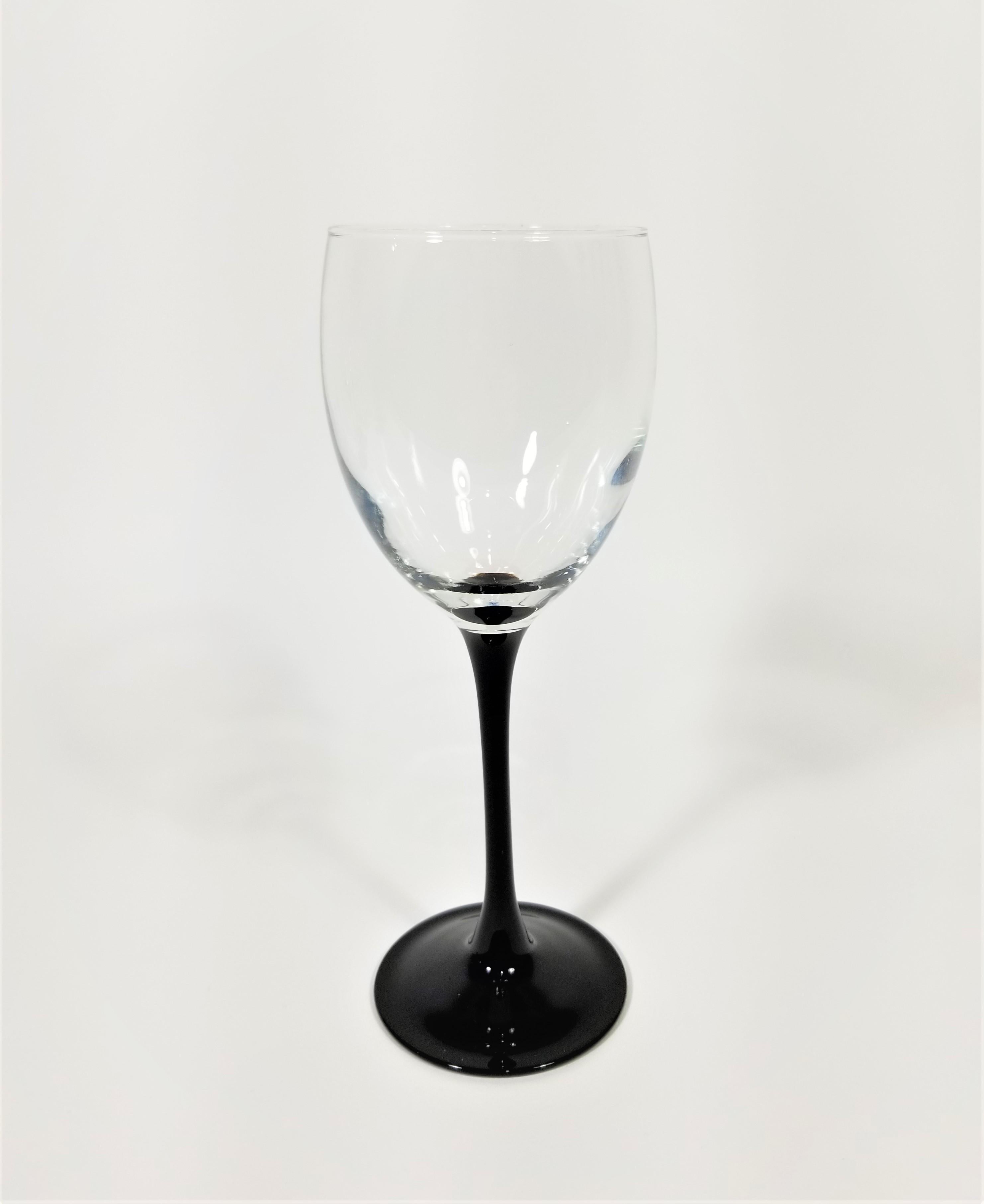 French Luminarc, France Black  Tulip Base Stemware / Wine Glasses, Set of 6 For Sale
