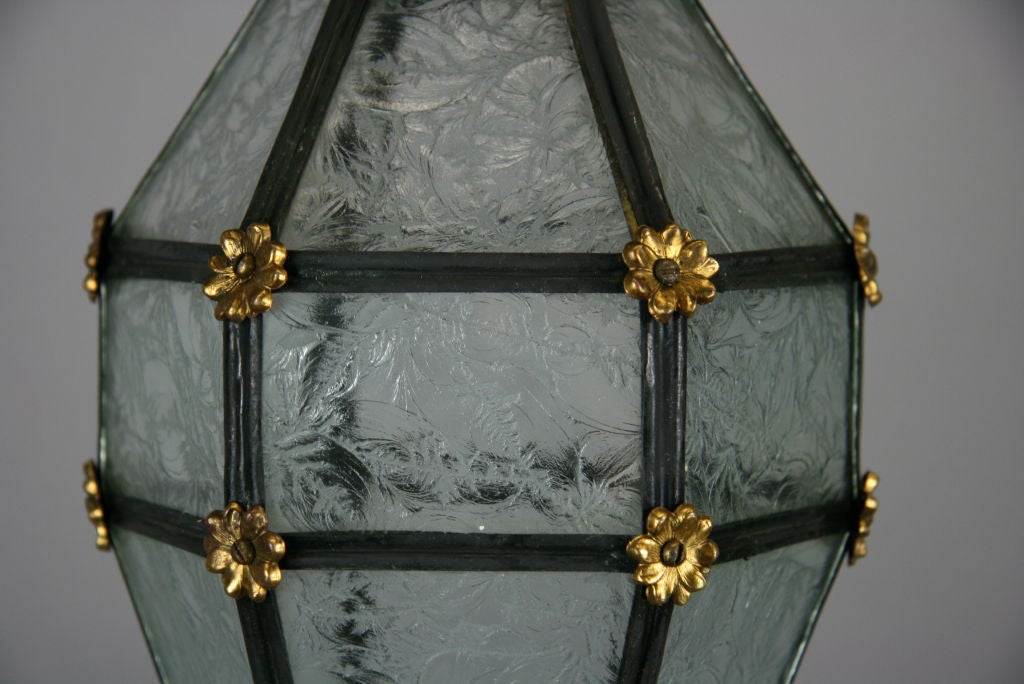 French Blackened Etched Glass Lantern In Good Condition For Sale In Douglas Manor, NY