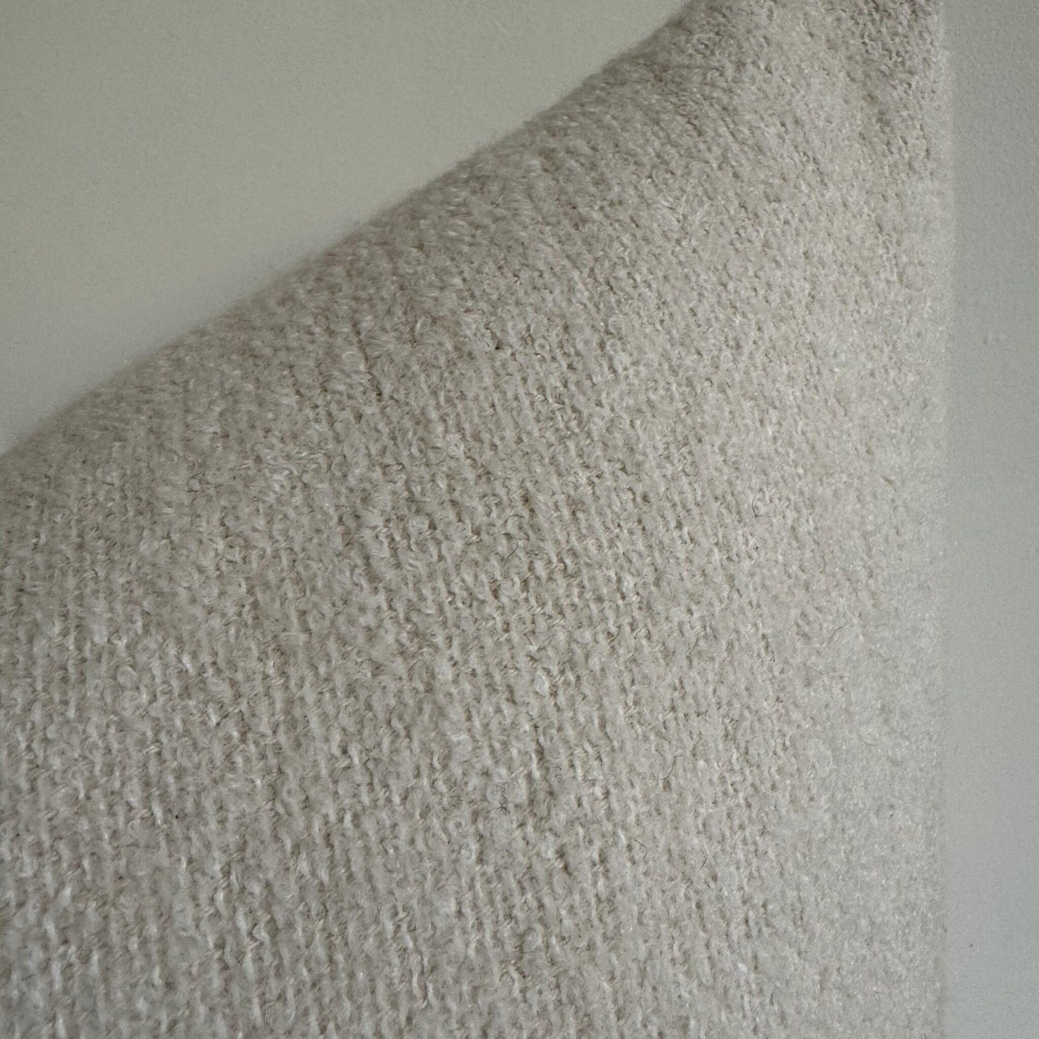 Coussin bouclette française vintage en lin avec insert en duvet blanc Neuf - En vente à Old Town Orange, CA