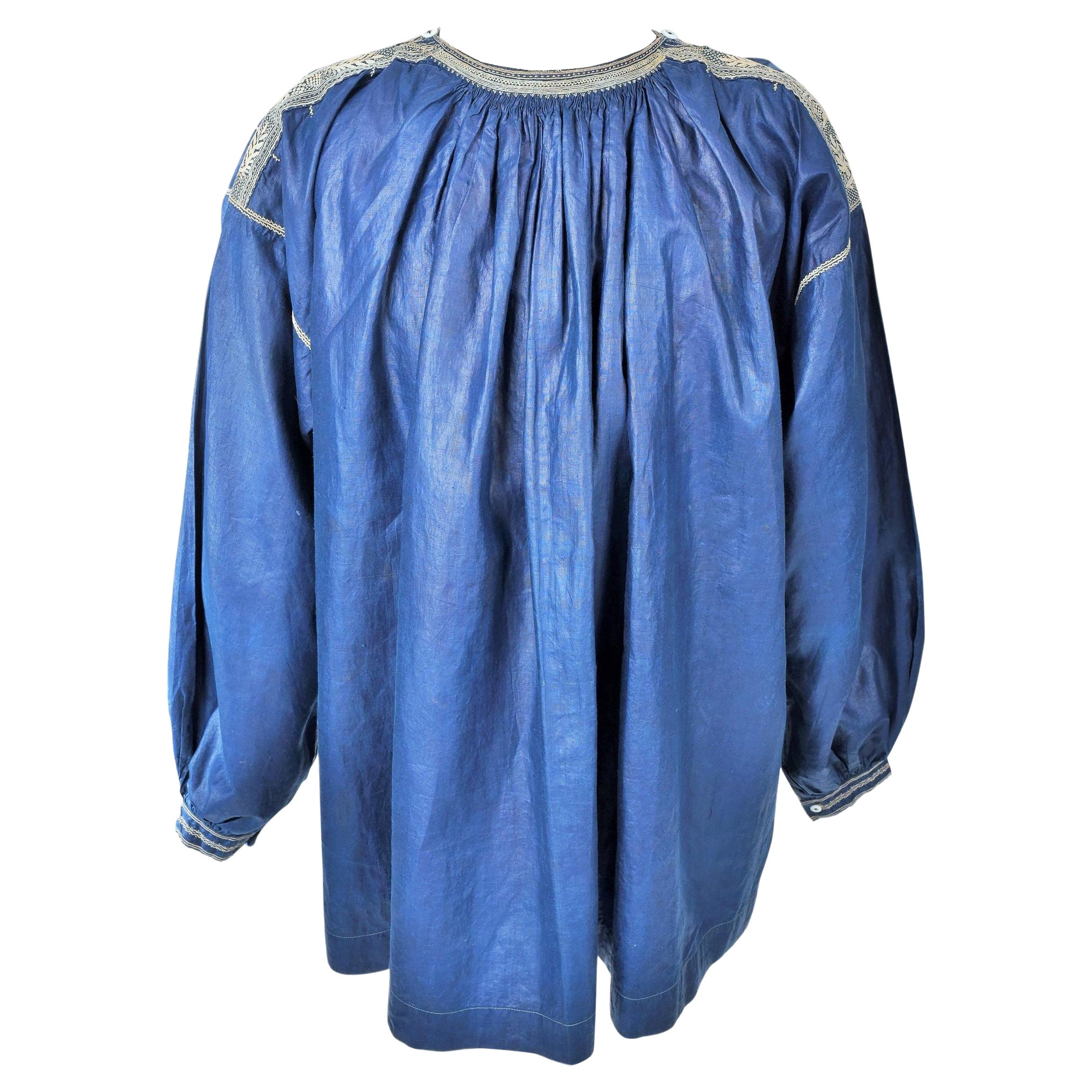 Blaude o Blusa Campesina Francesa De Lino Esmaltado Teñido De Añil -Francés Siglo XIX Azul en venta