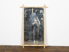 Espejo francés de falso bambú blanqueado con esquinas entrecruzadas, hacia 1900