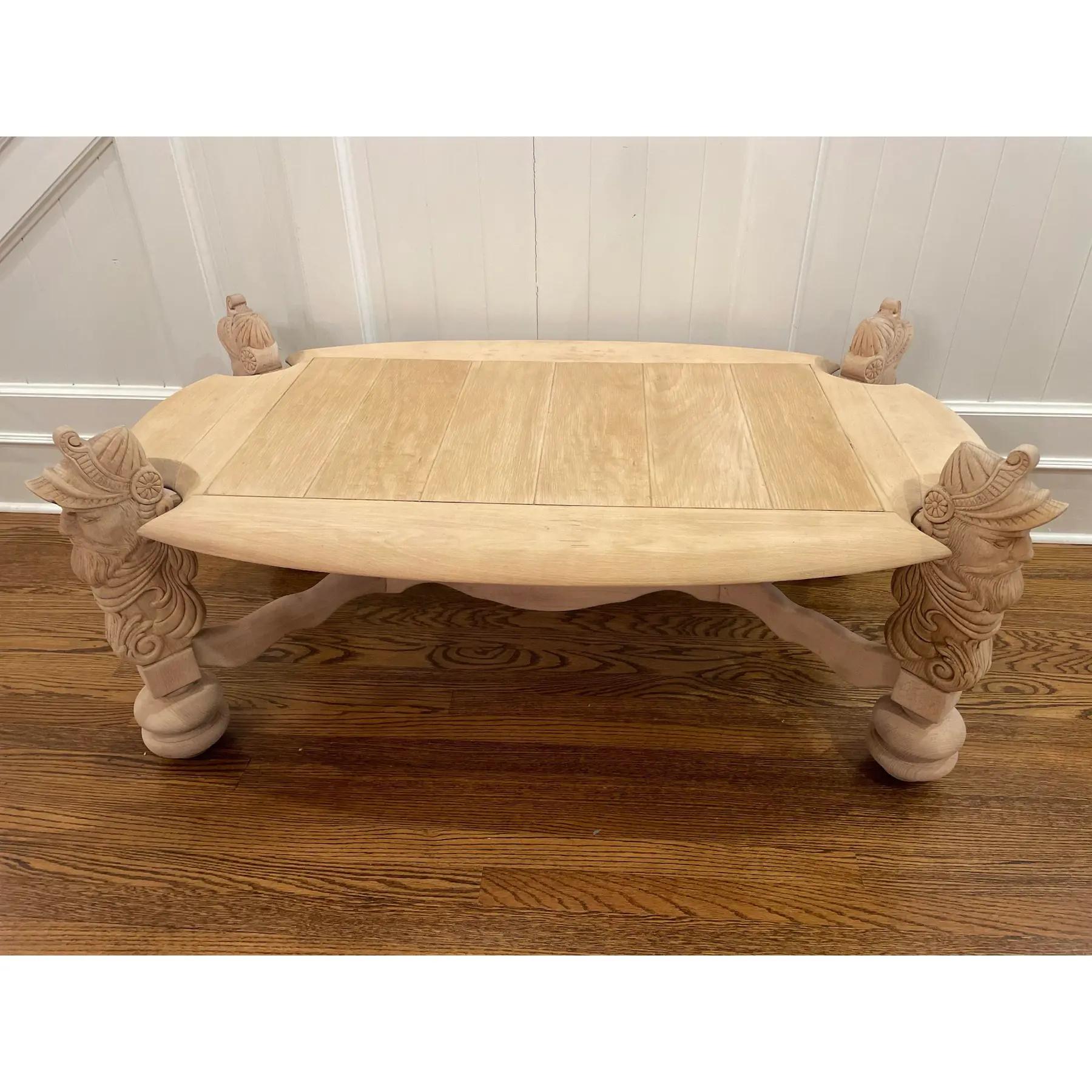 Français Table basse française en Oak Oak blanchi, British Colonial Style, 20e siècle en vente