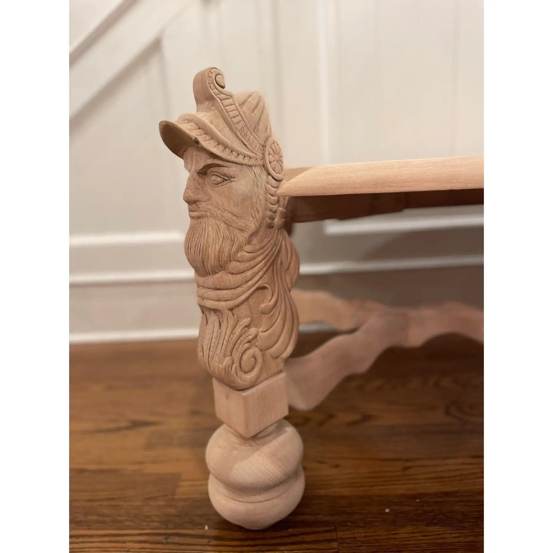 Table basse française en Oak Oak blanchi, British Colonial Style, 20e siècle Bon état - En vente à Cookeville, TN