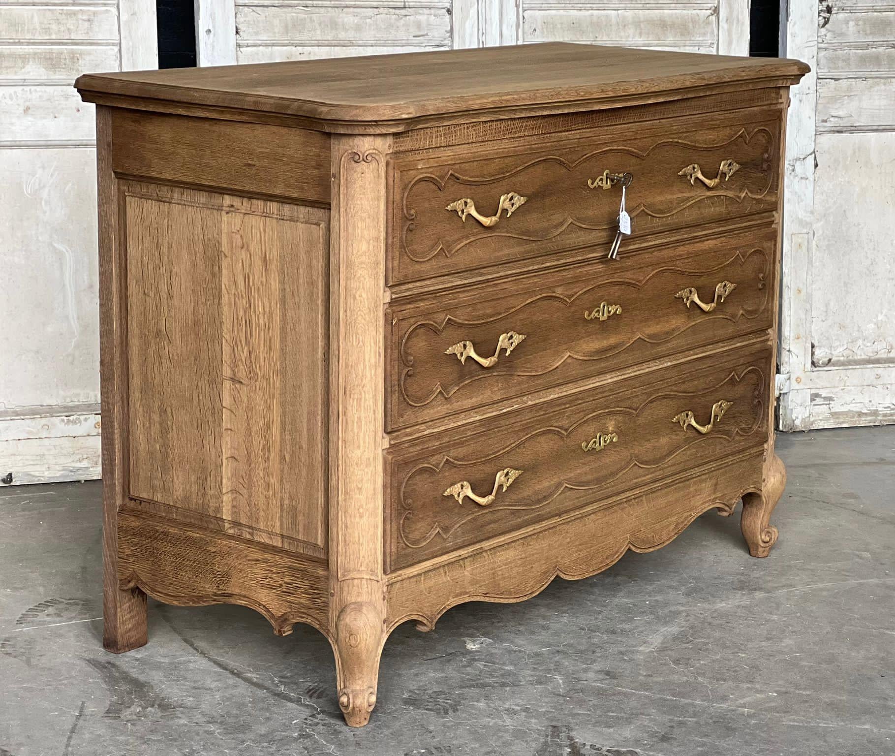 French Bleached Oak Commode Chest of Drawers For Sale 6