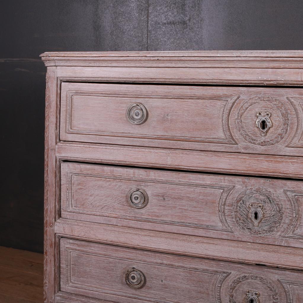 French Bleached Oak Commode In Good Condition In Leamington Spa, Warwickshire
