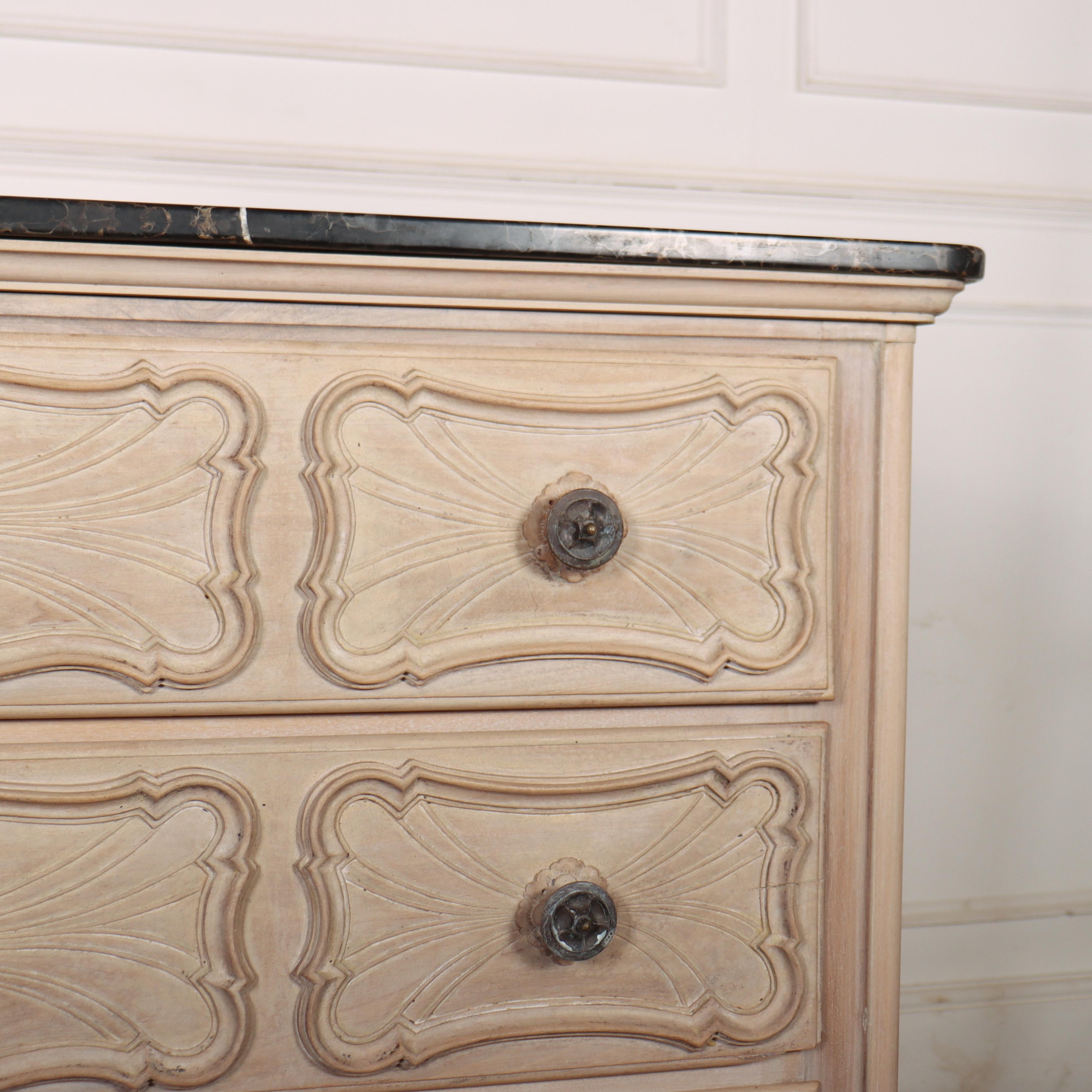 XIX secolo Commode francese in Oak sbiancato in vendita