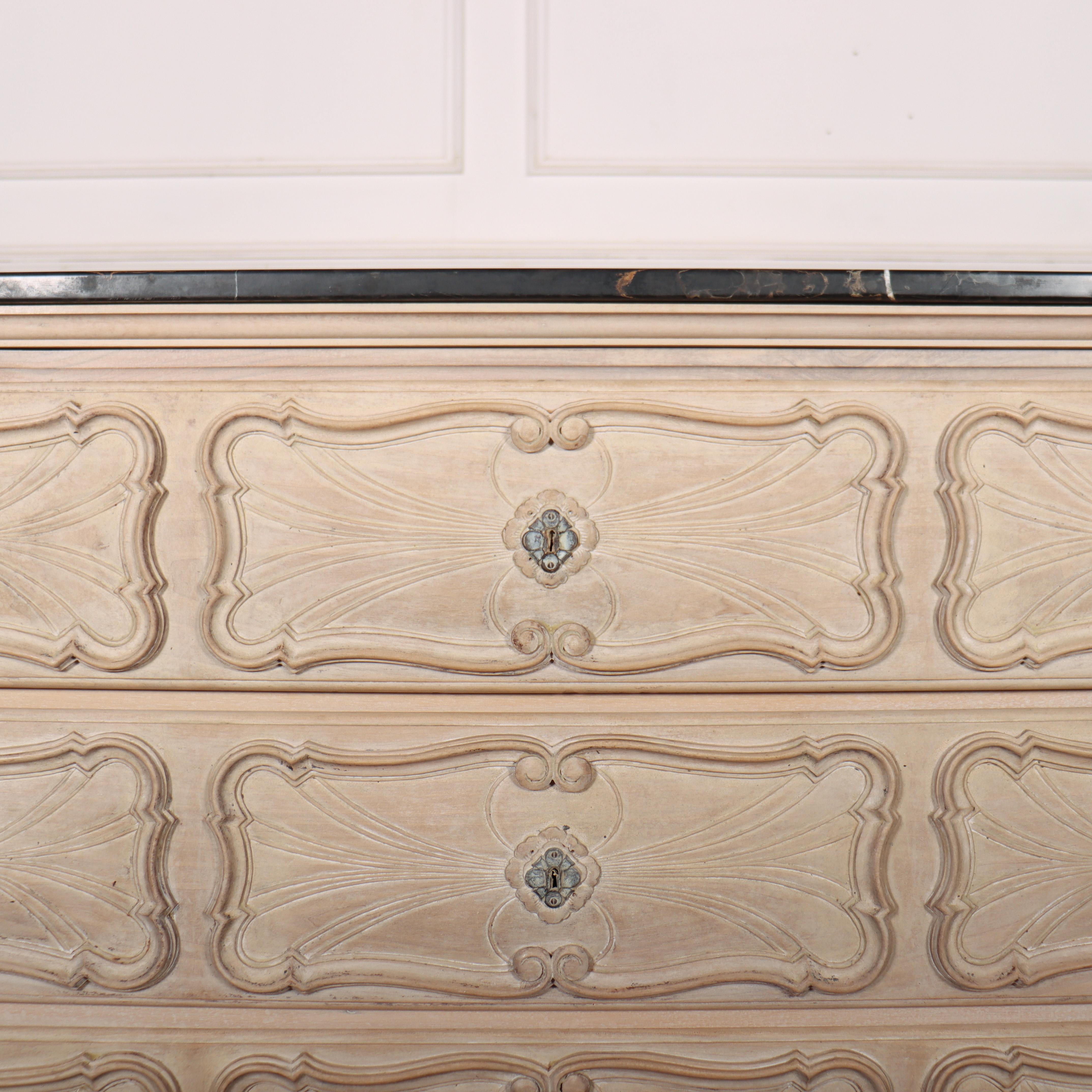 Noce Commode francese in Oak sbiancato in vendita